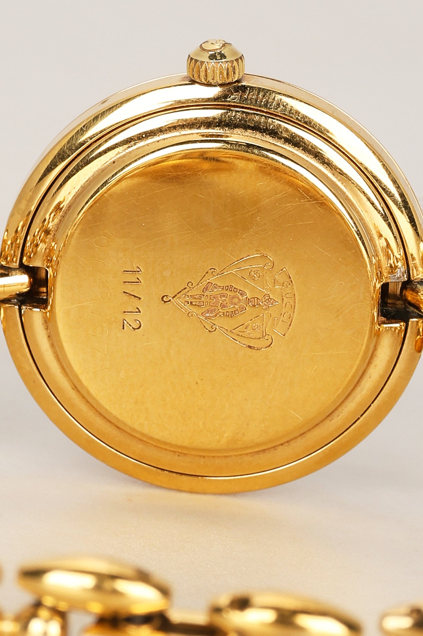 Gucci Changeable Bezel Play Watch 26mm