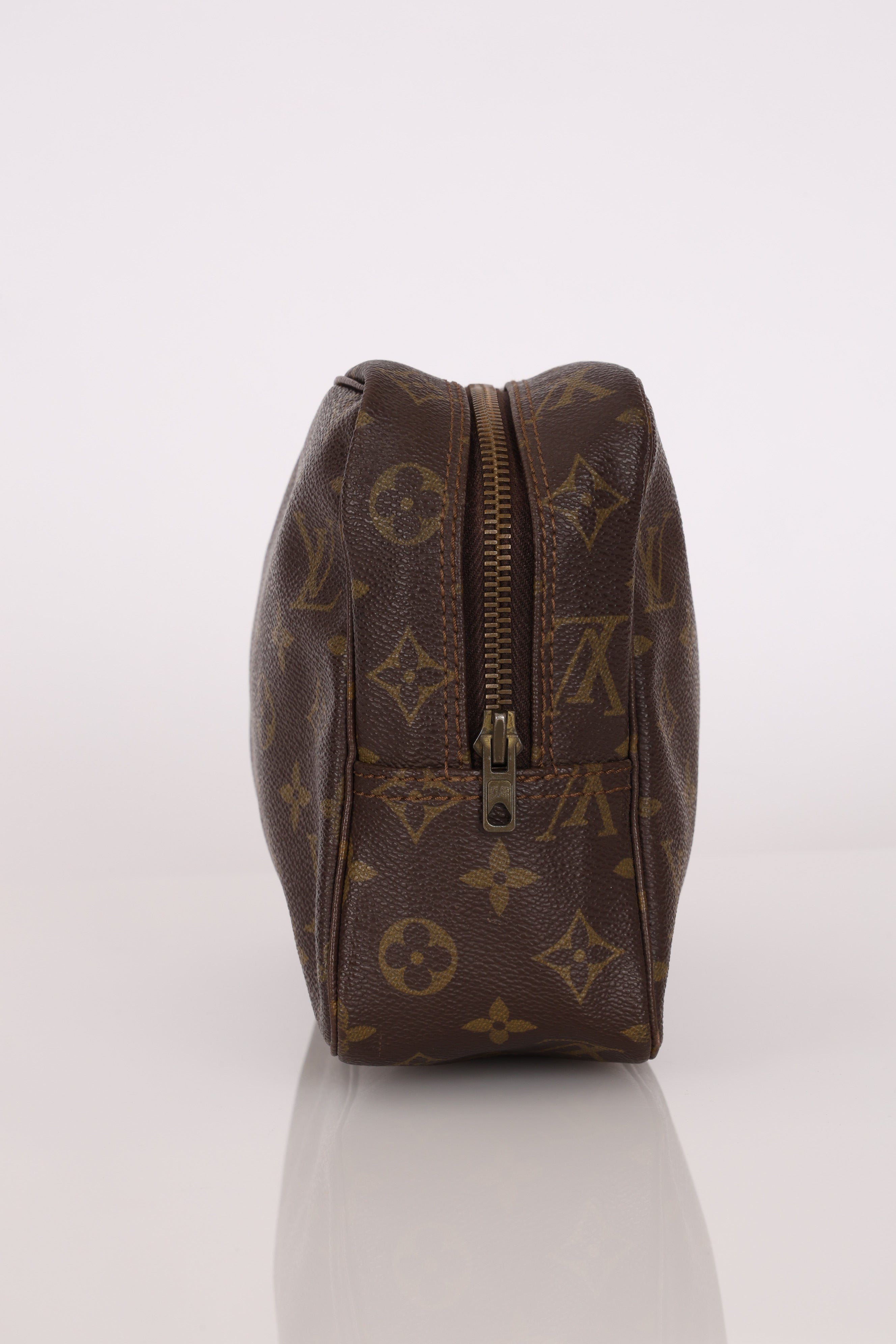 Louis Vuitton Monogram Trousse Toilette 28