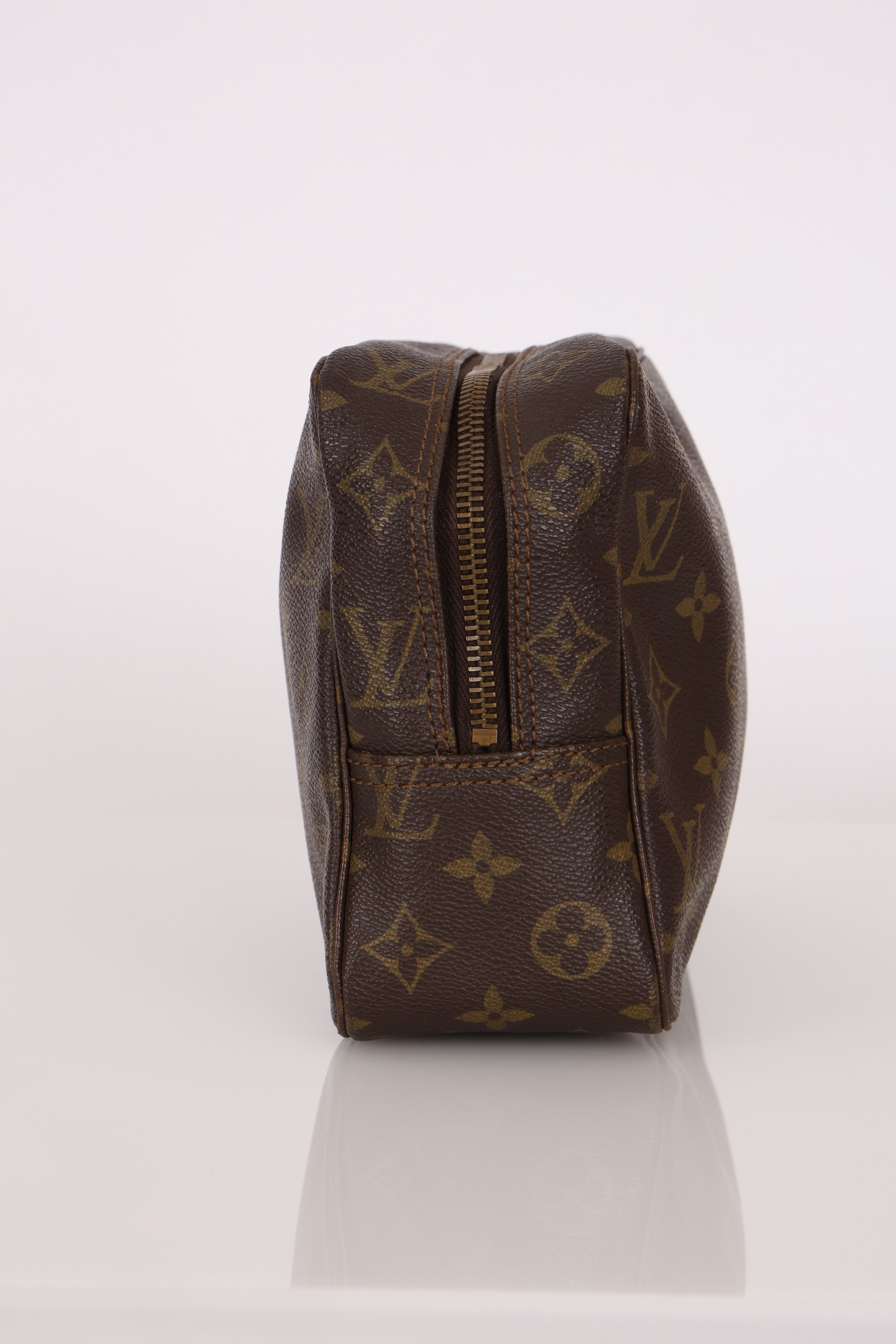 Louis Vuitton Monogram Trousse Toilette 28