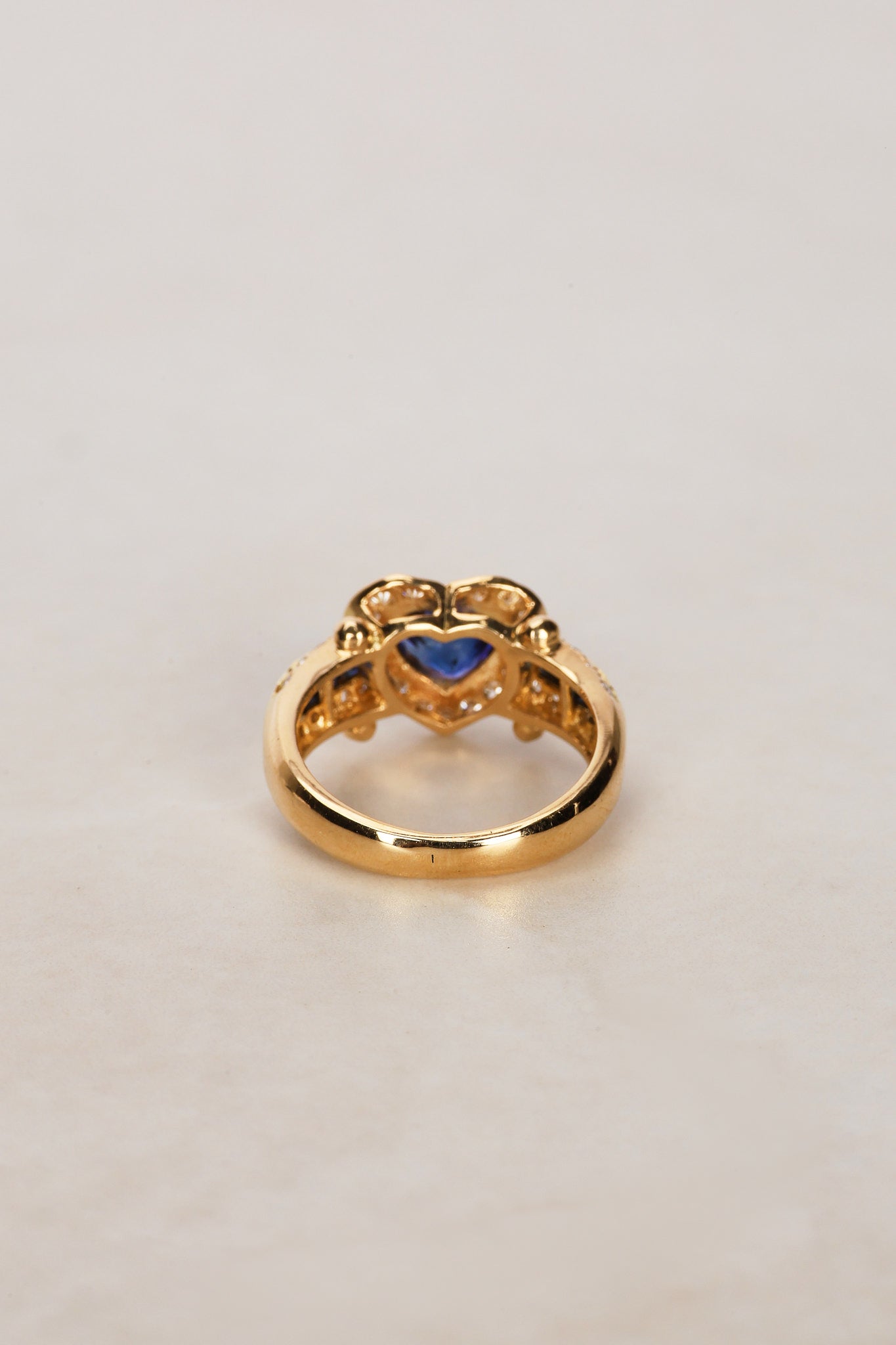 18K Yellow Gold Sapphire and Diamond Heart Motif Ring, Size US 5