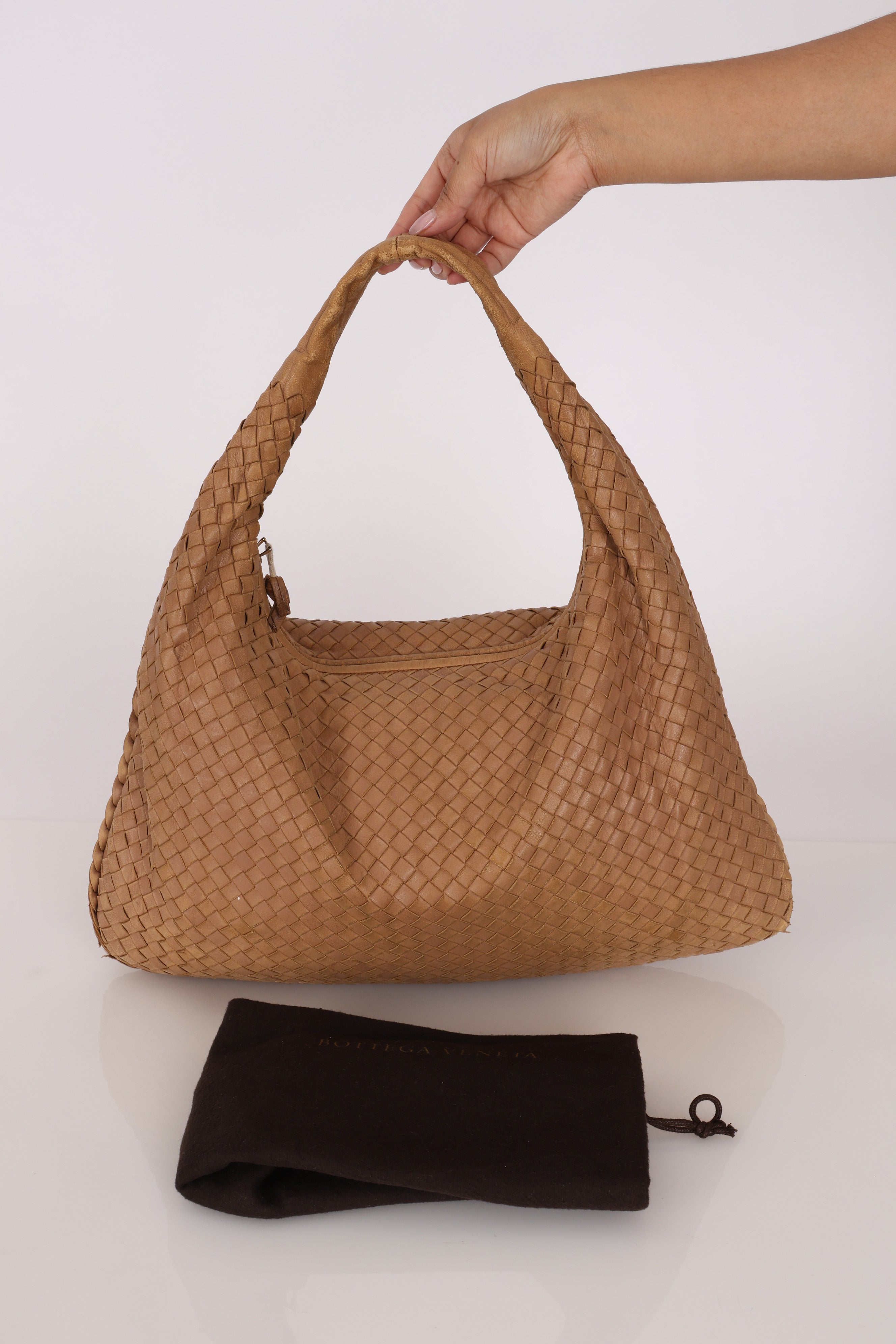 Bottega Veneta Large Intrecciato Hobo