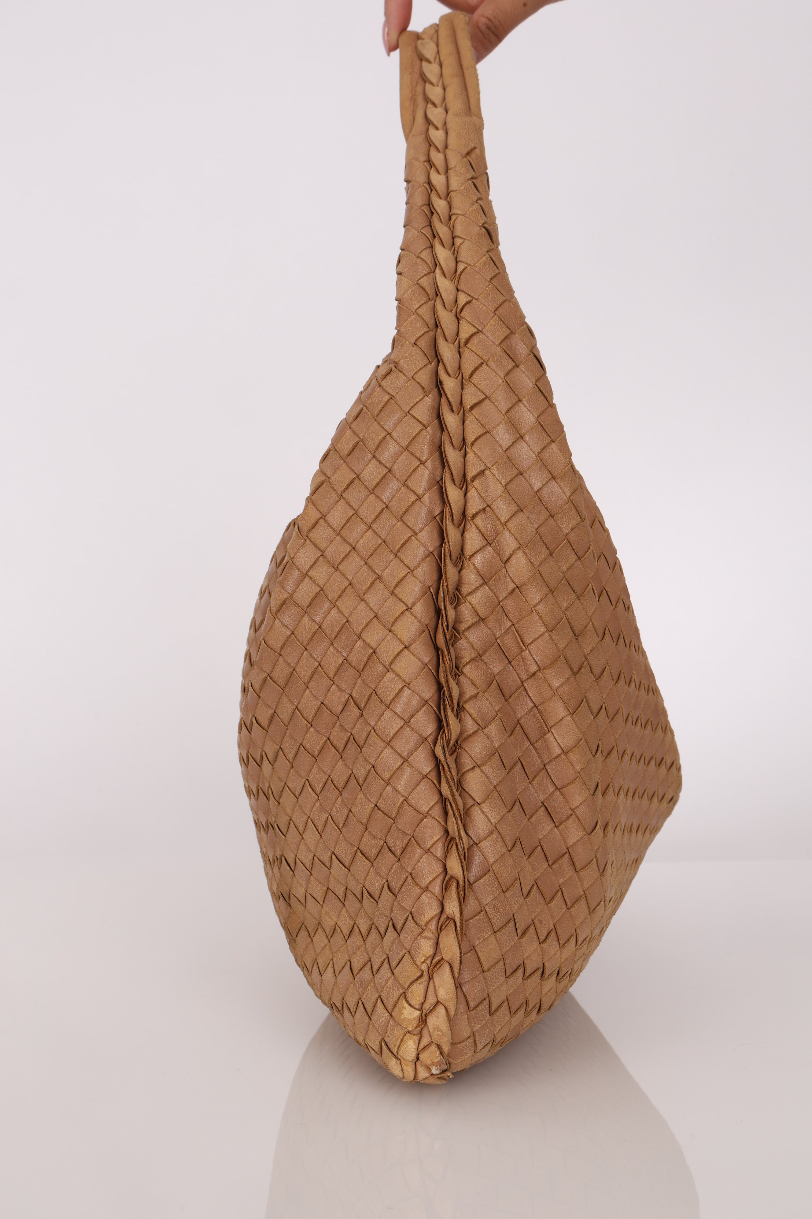 Bottega Veneta Large Intrecciato Hobo