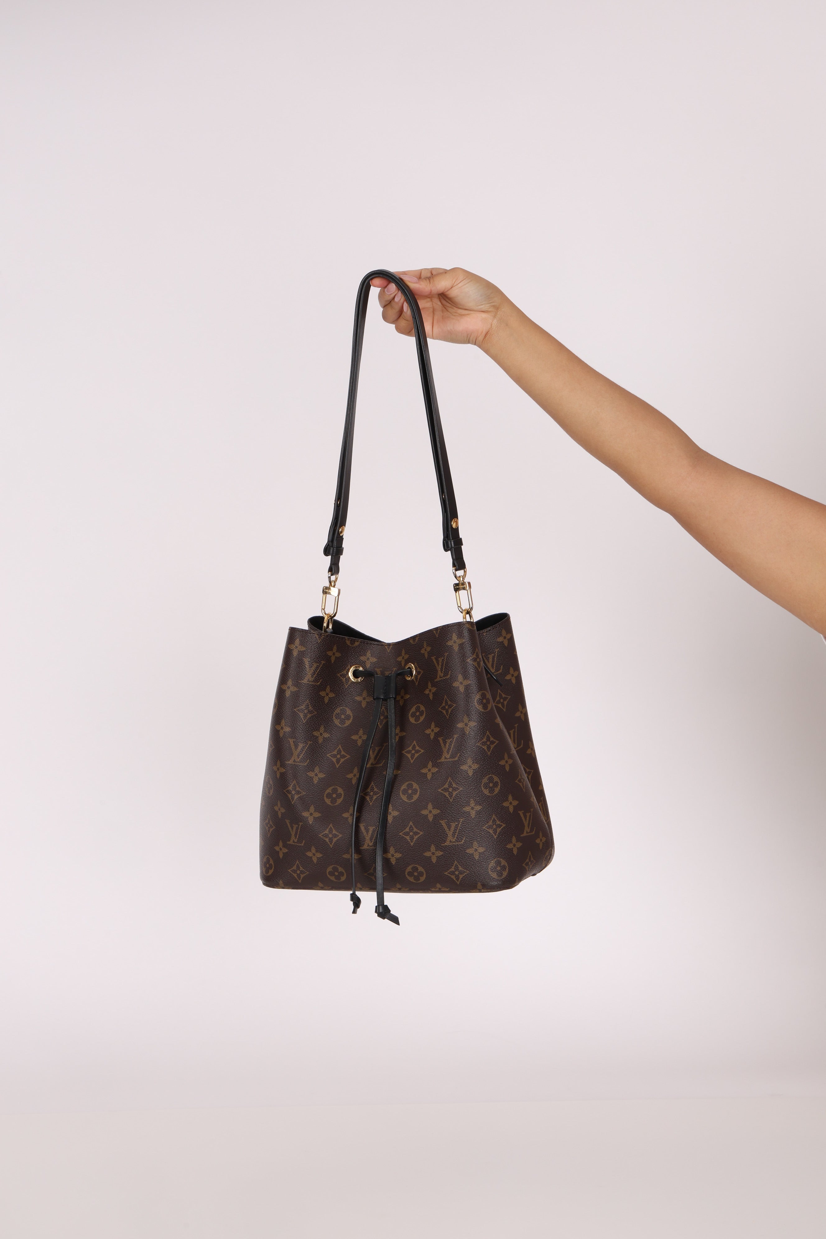 Louis Vuitton Monogram Neo Noe Shoulder Bag