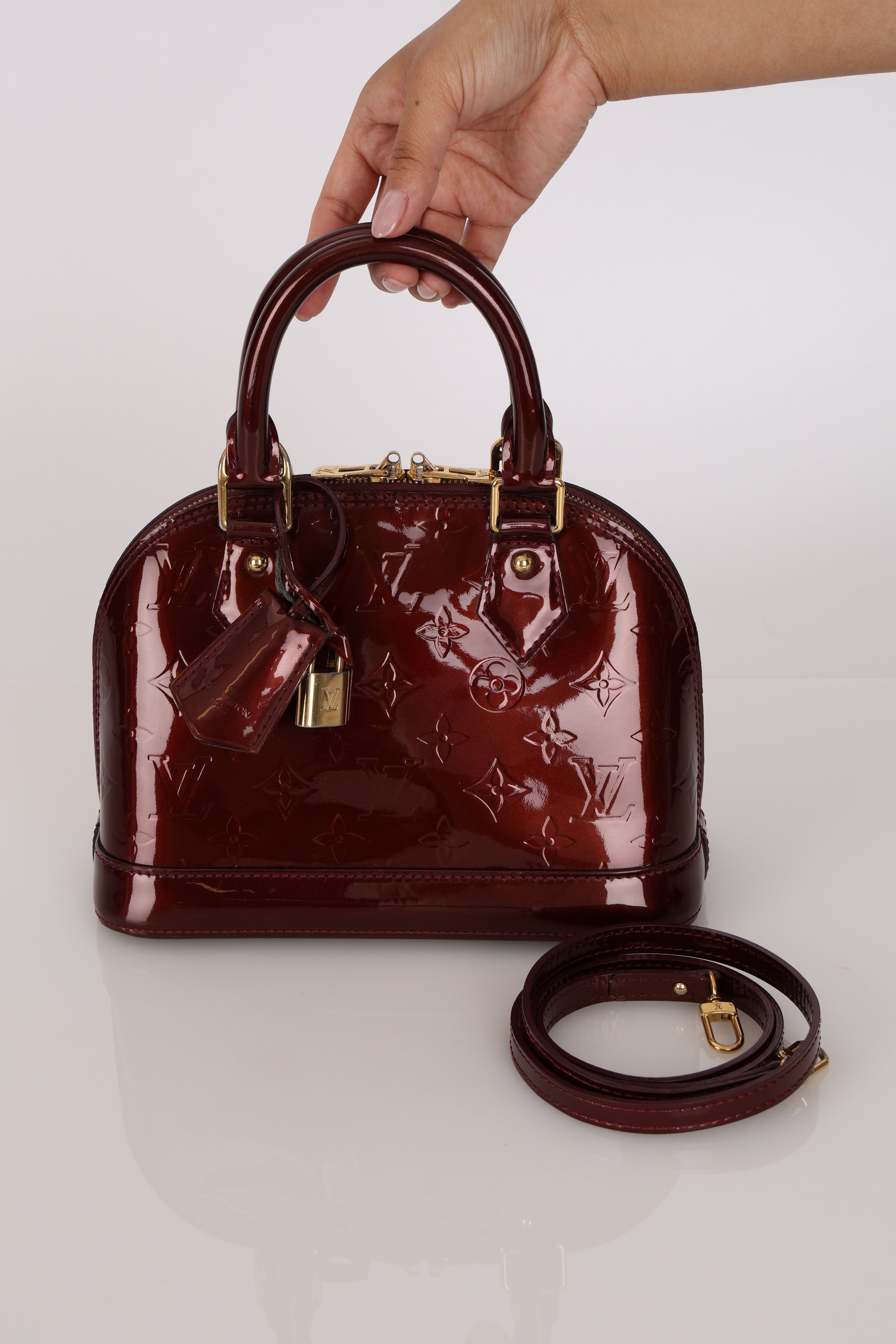 Louis Vuitton Vernis Alma BB
