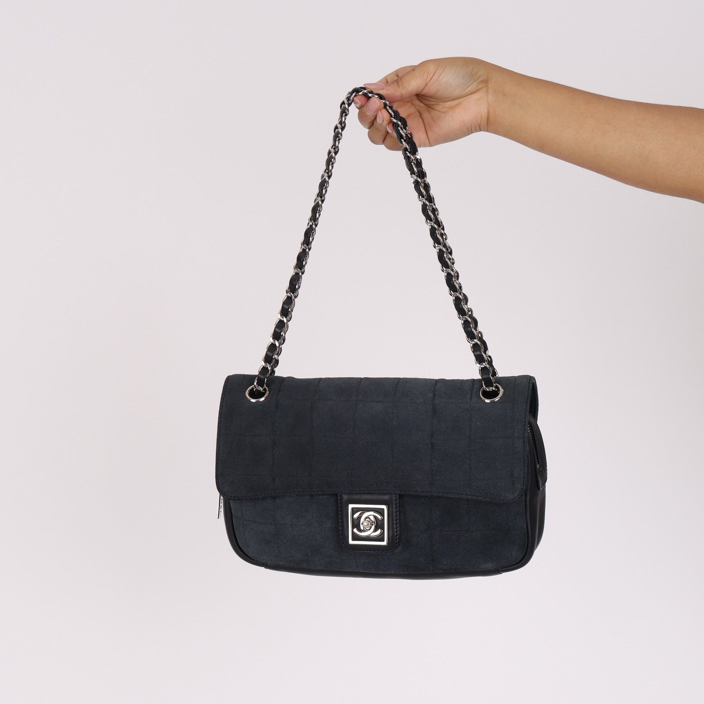 Chanel Chocolate Bar Single Flap Navy Suede SHW