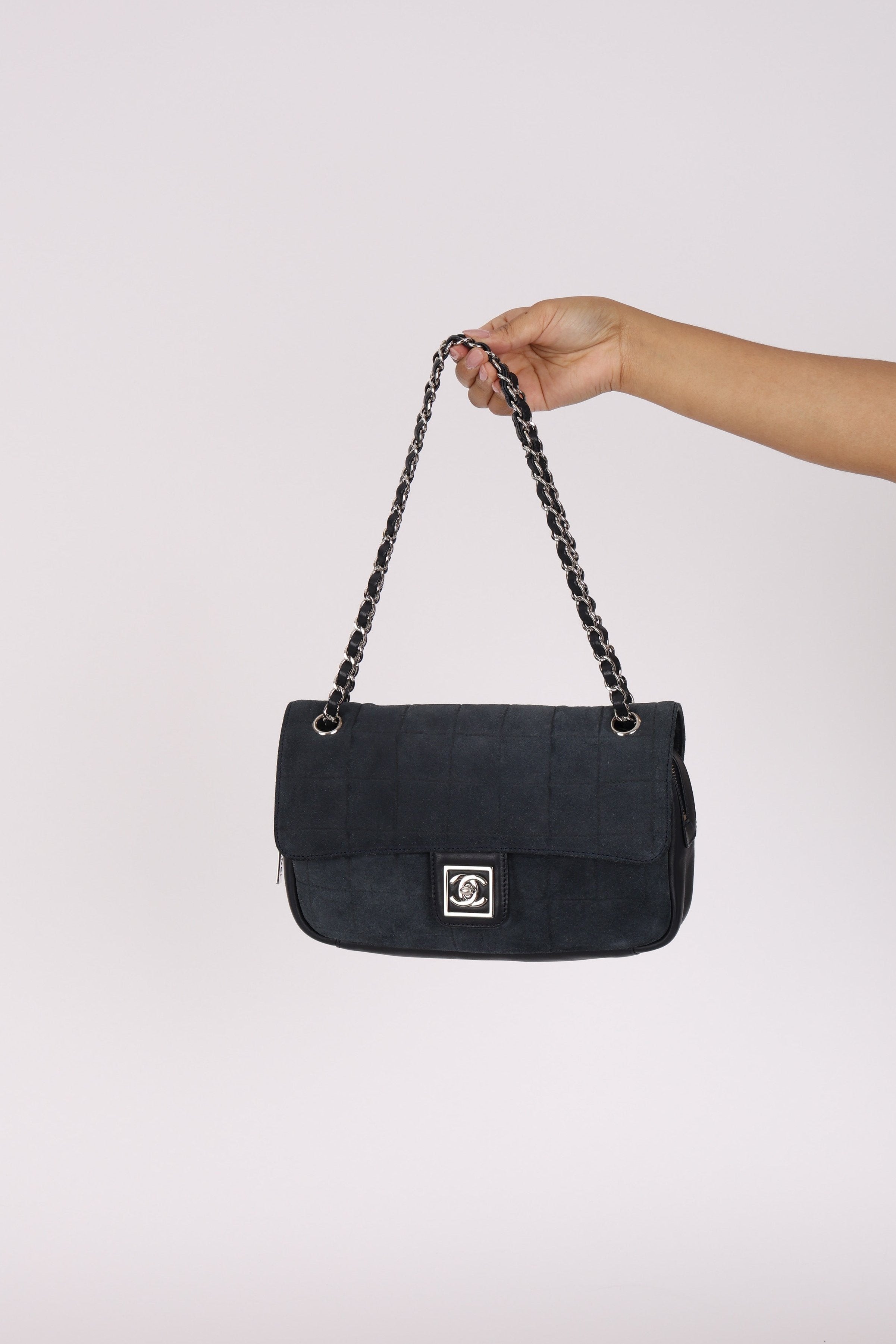 Chanel Chocolate Bar Single Flap Navy Suede SHW