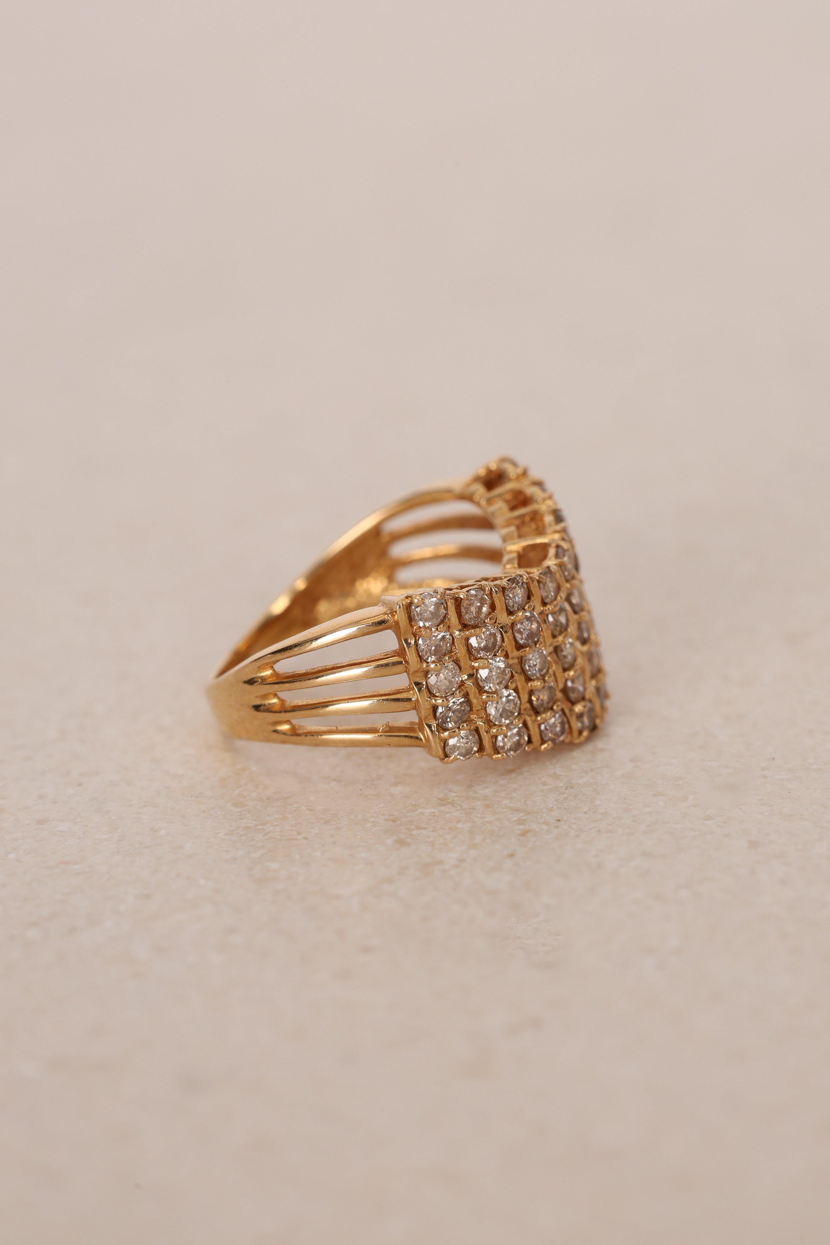 18K Gold Diamond Ring