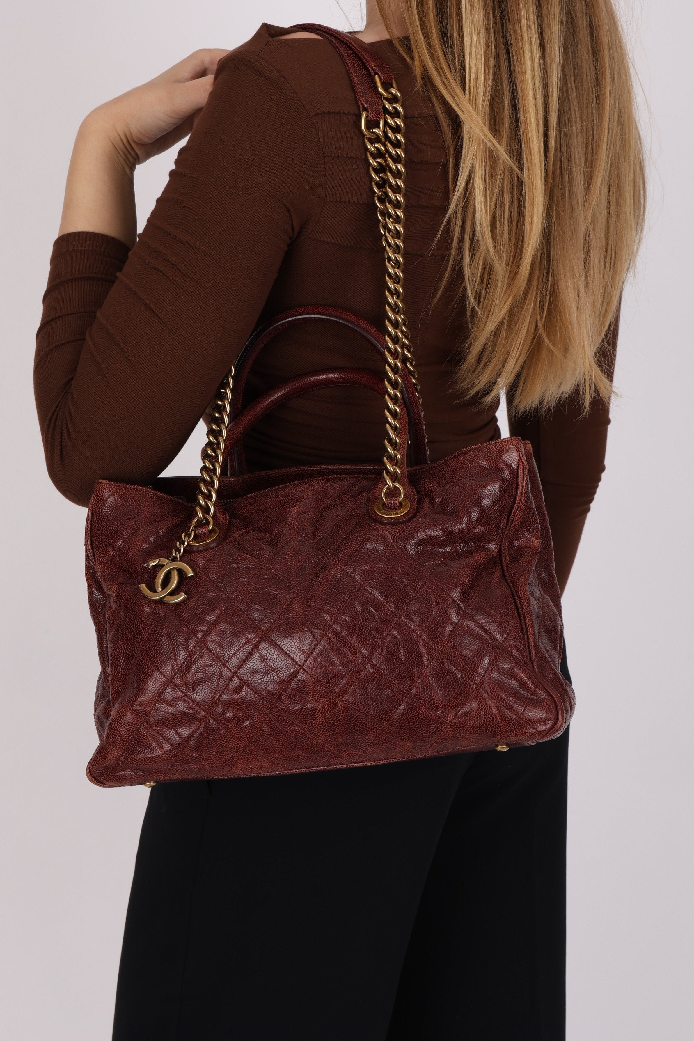 Chanel Small Shiva Tote Bordeaux Caviar 2012 AGHW (DONE)
