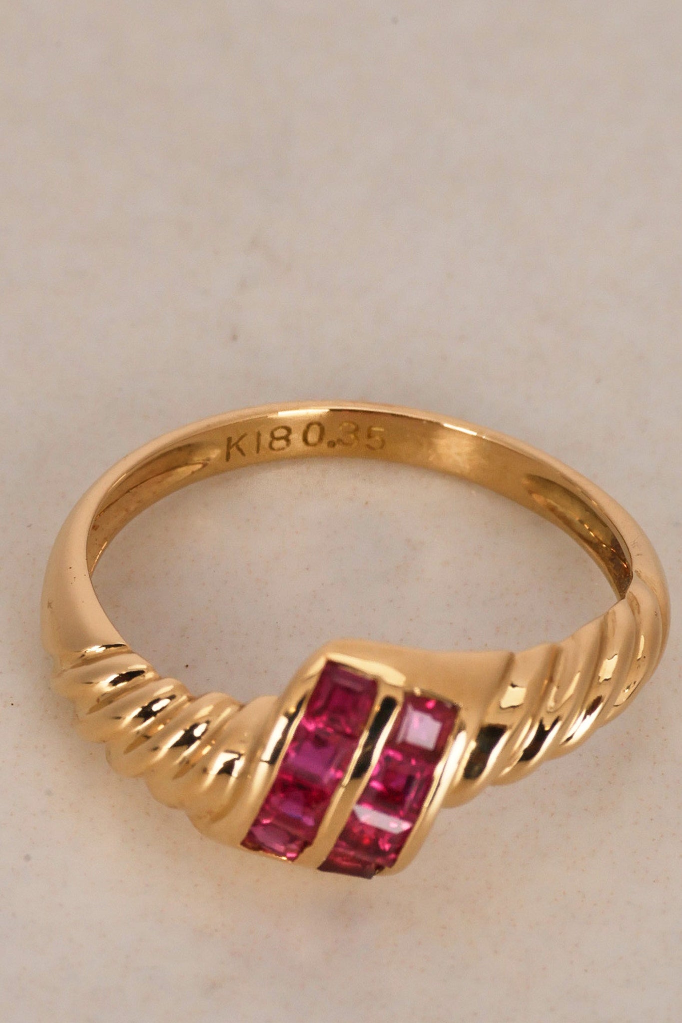 18K Yellow Gold Ruby Channel Ridge Ring, Size US 4.5