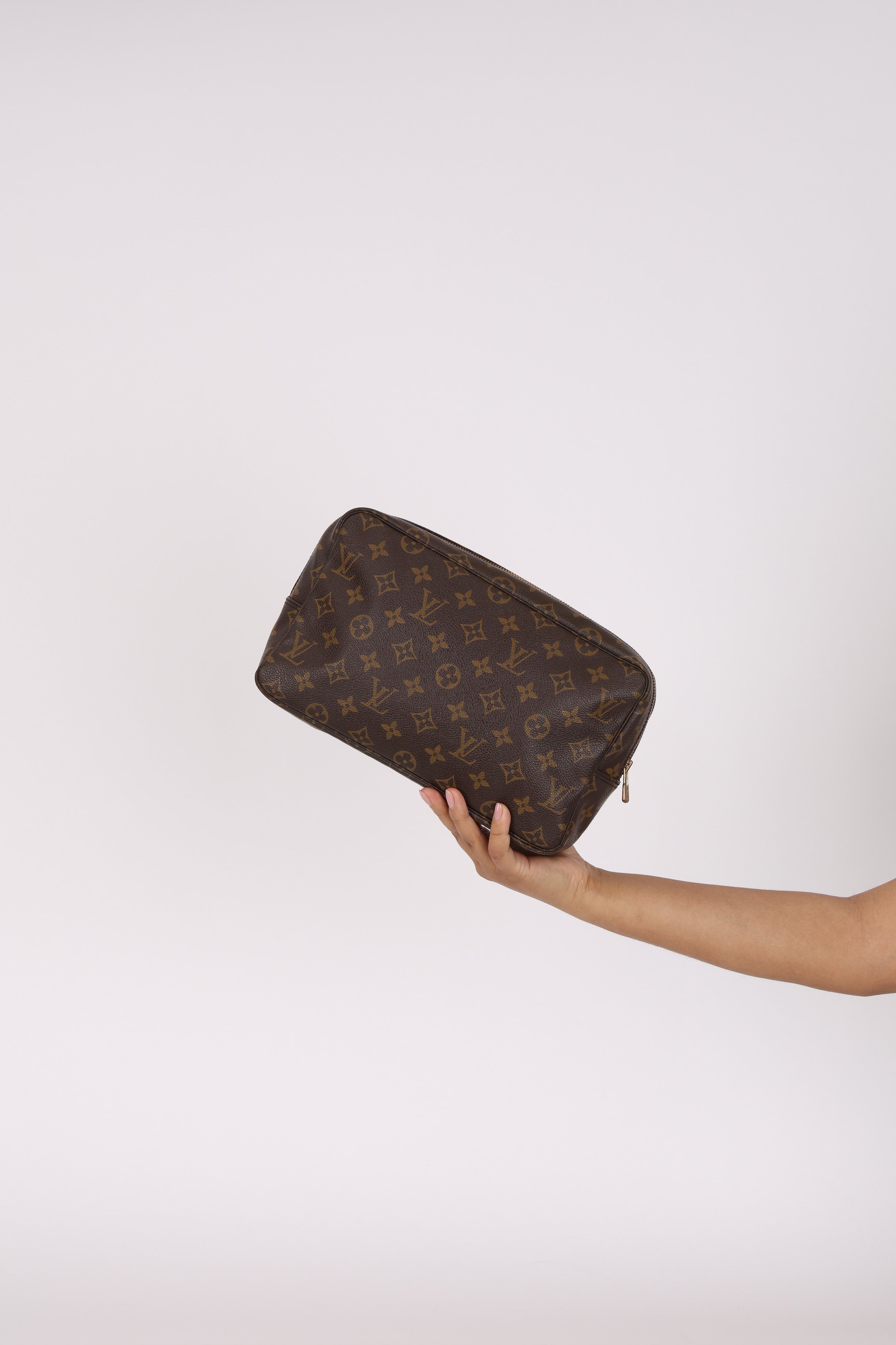 Louis Vuitton Monogram Trousse Toilette 28