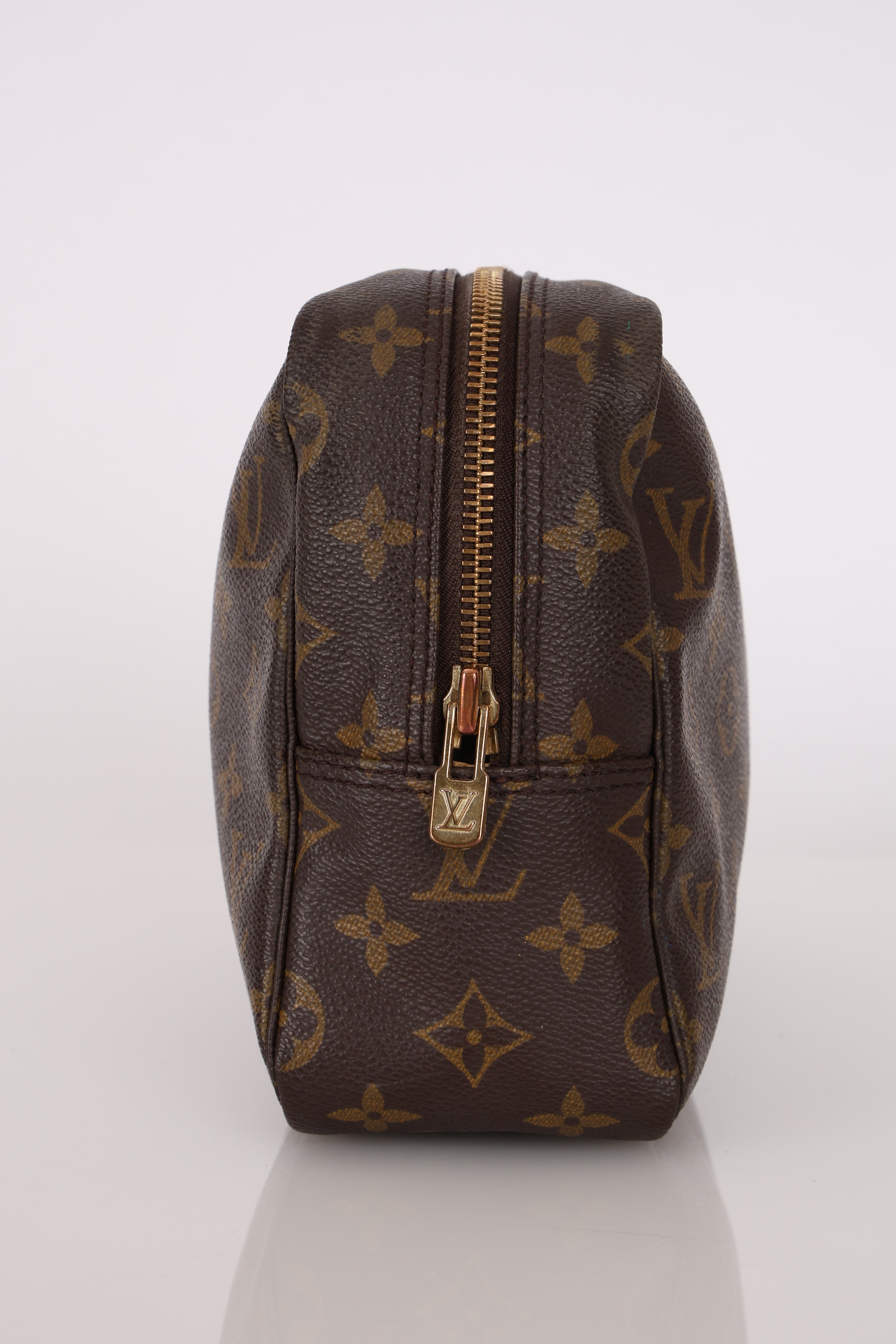 Louis Vuitton Monogram Trousse Toilette 28