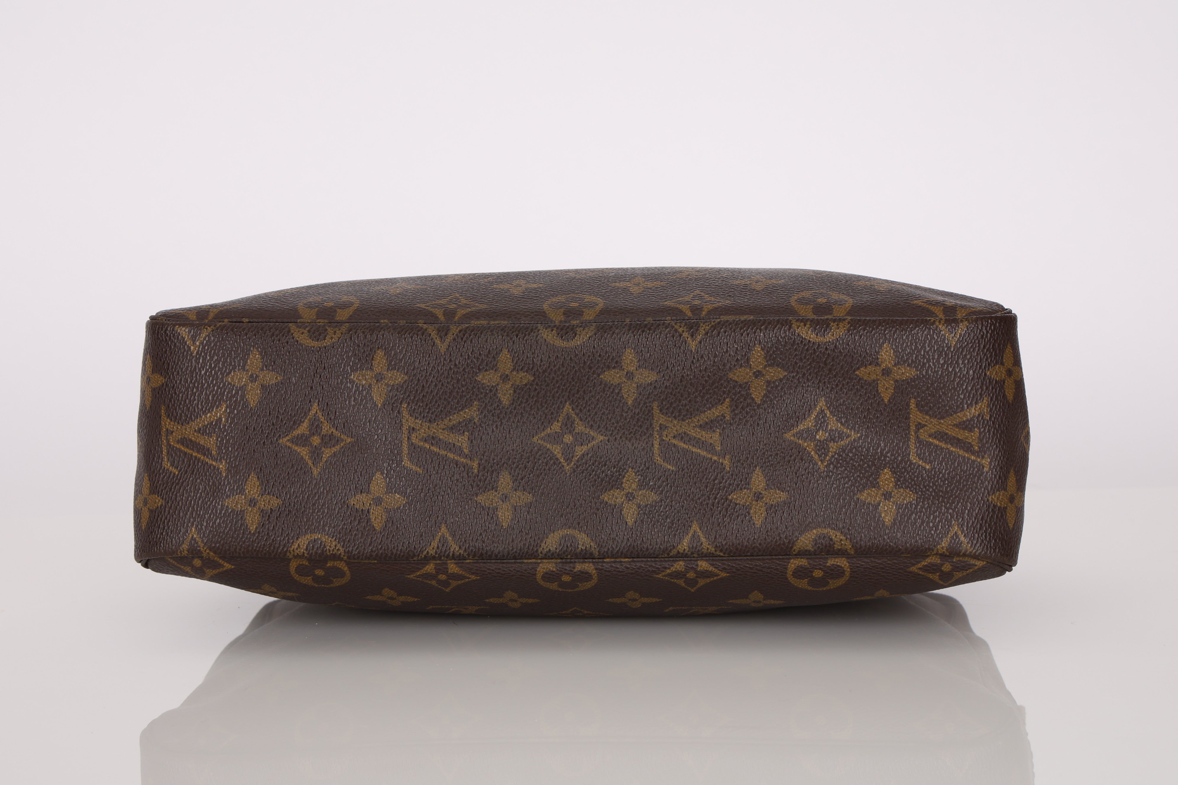 Louis Vuitton Monogram Trousse Toilette 28
