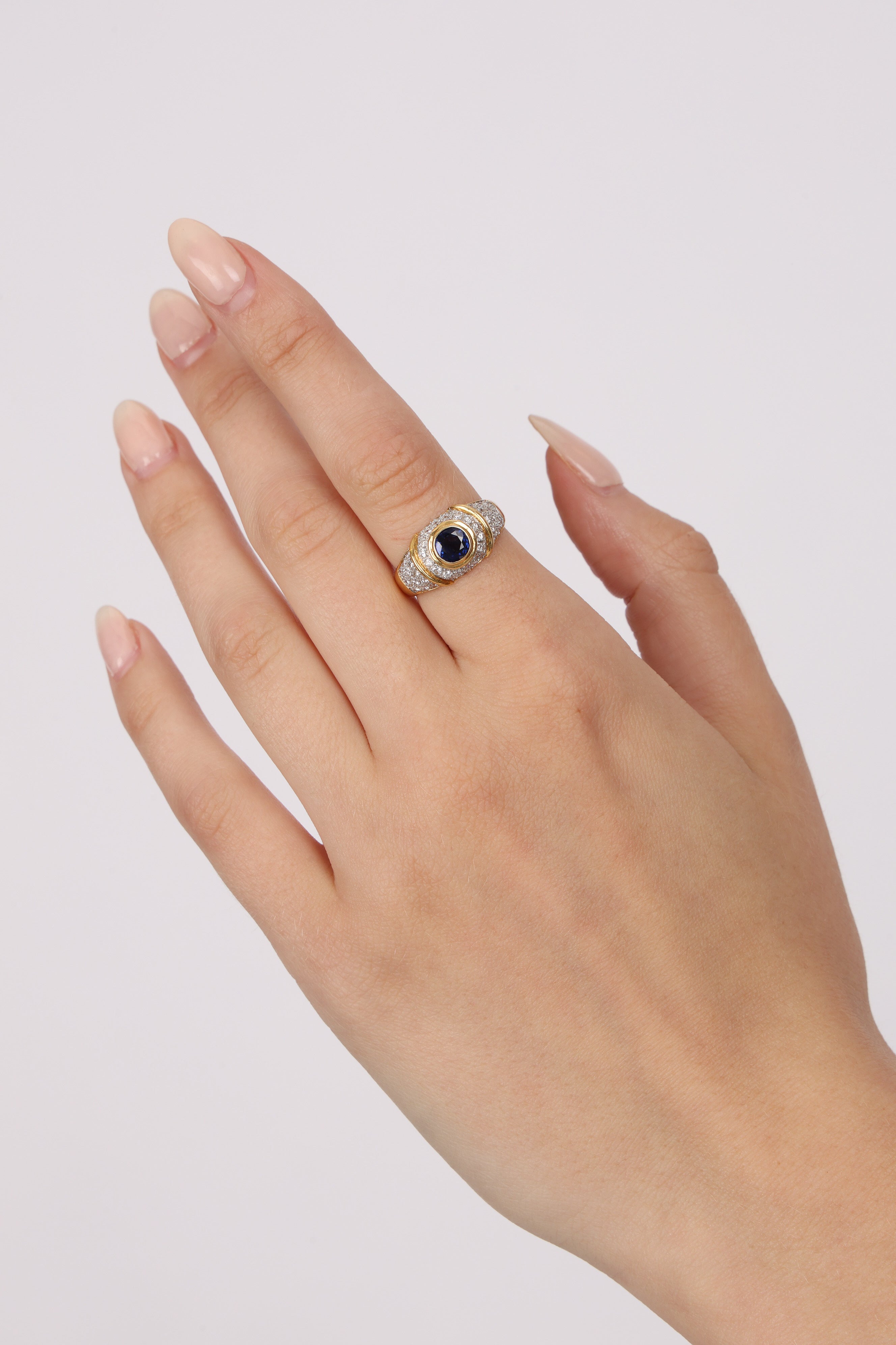 18K Sapphire & Diamond Gold Ring