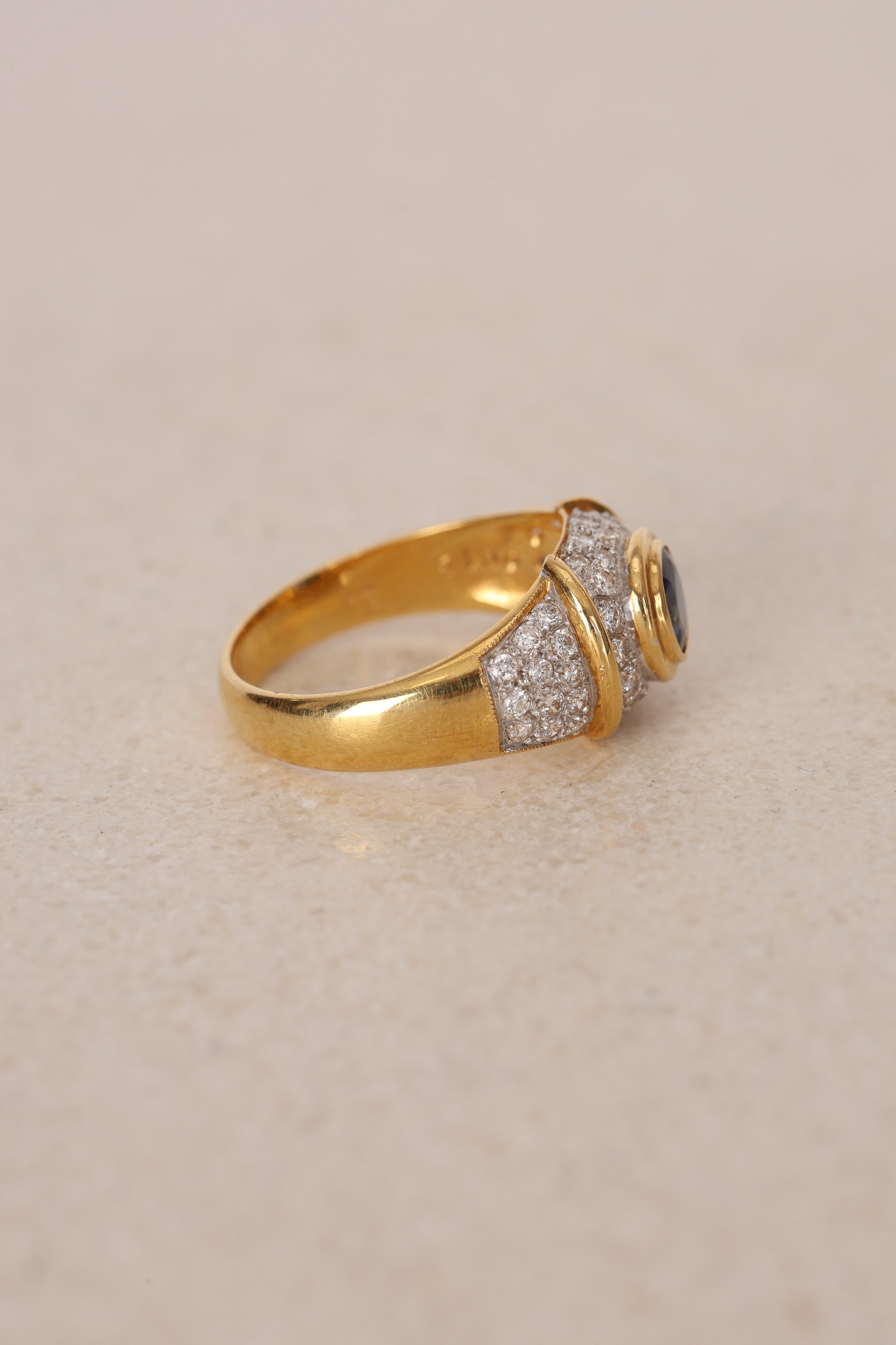 18K Sapphire & Diamond Gold Ring