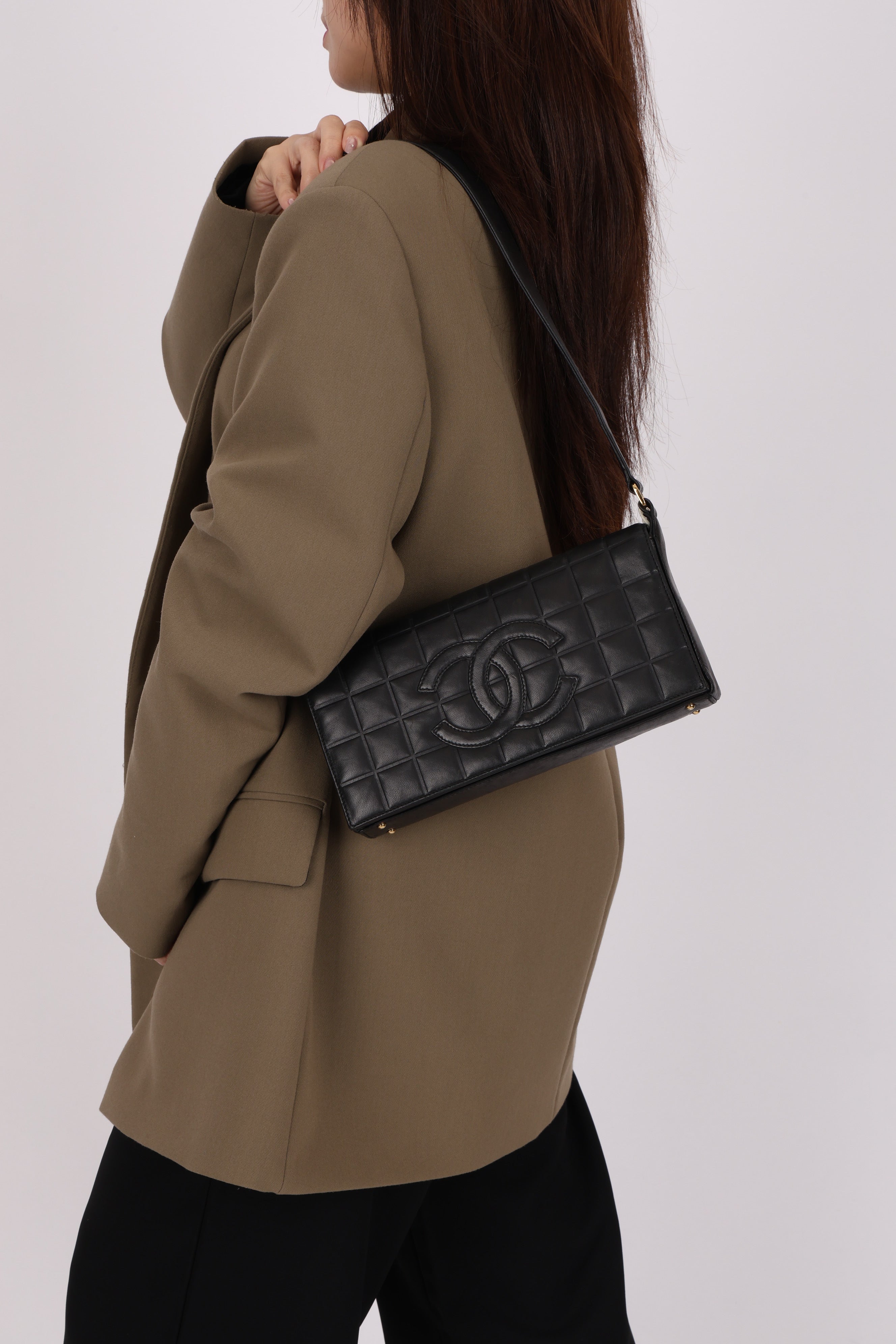Chanel Chocolate Bar Shoulder Bag Black Lambskin 1996 24K GP (DONE)