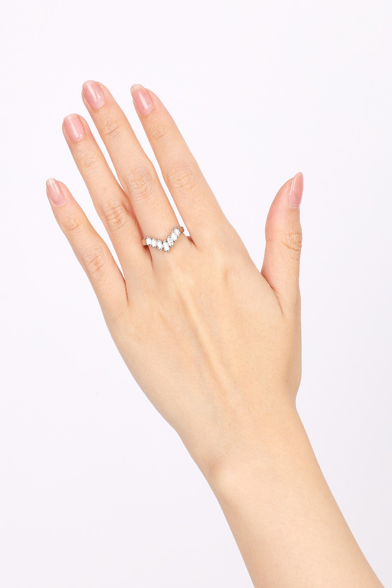 Pt900 Platinum and Diamond Ridge Ring, Size US 6.5 - Drop 60