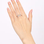 Pt900 Platinum and Diamond Ridge Ring, Size US 6.5 - Drop 60