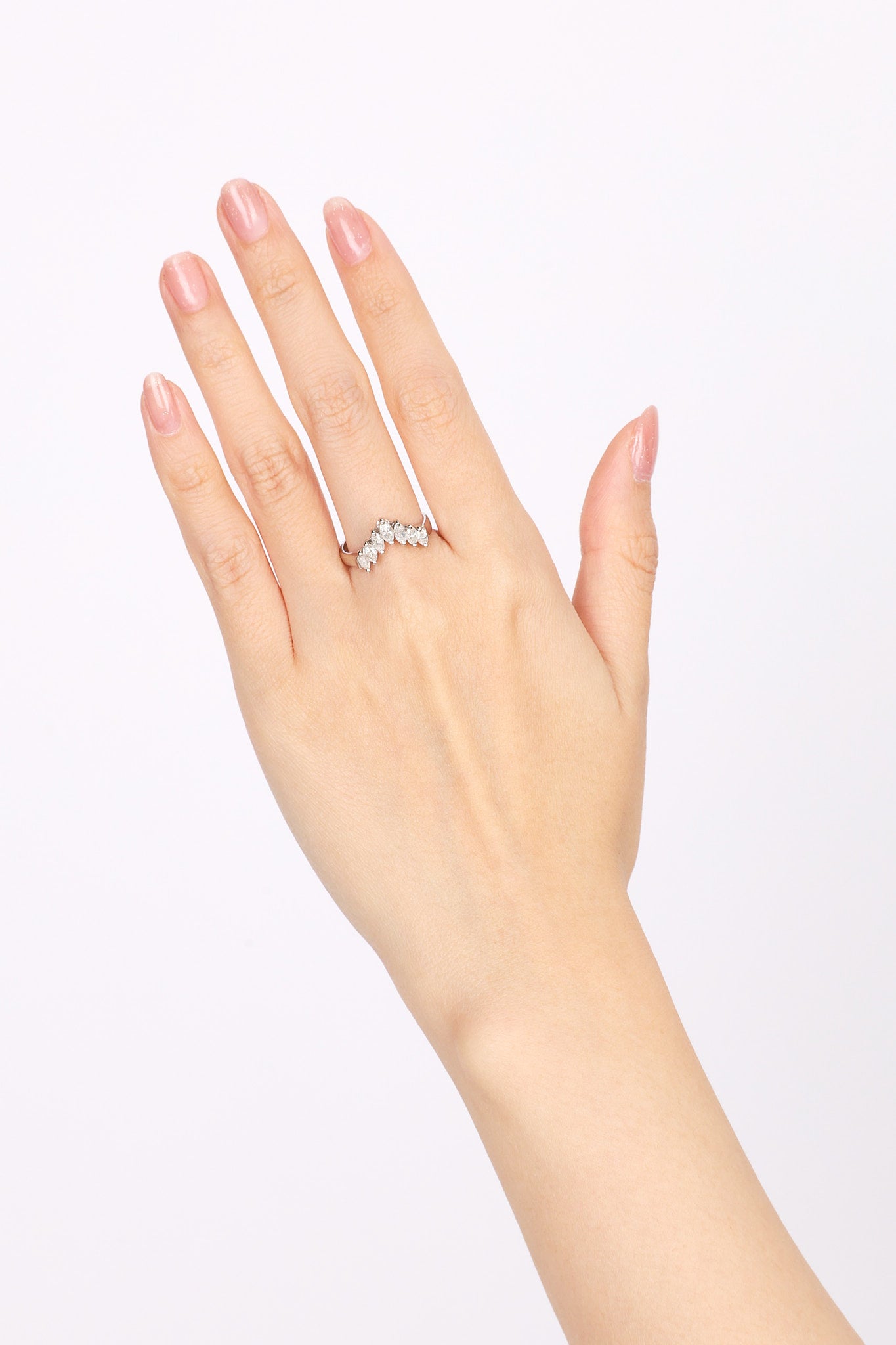 Pt900 Platinum and Diamond Ridge Ring, Size US 6.5 - Drop 60