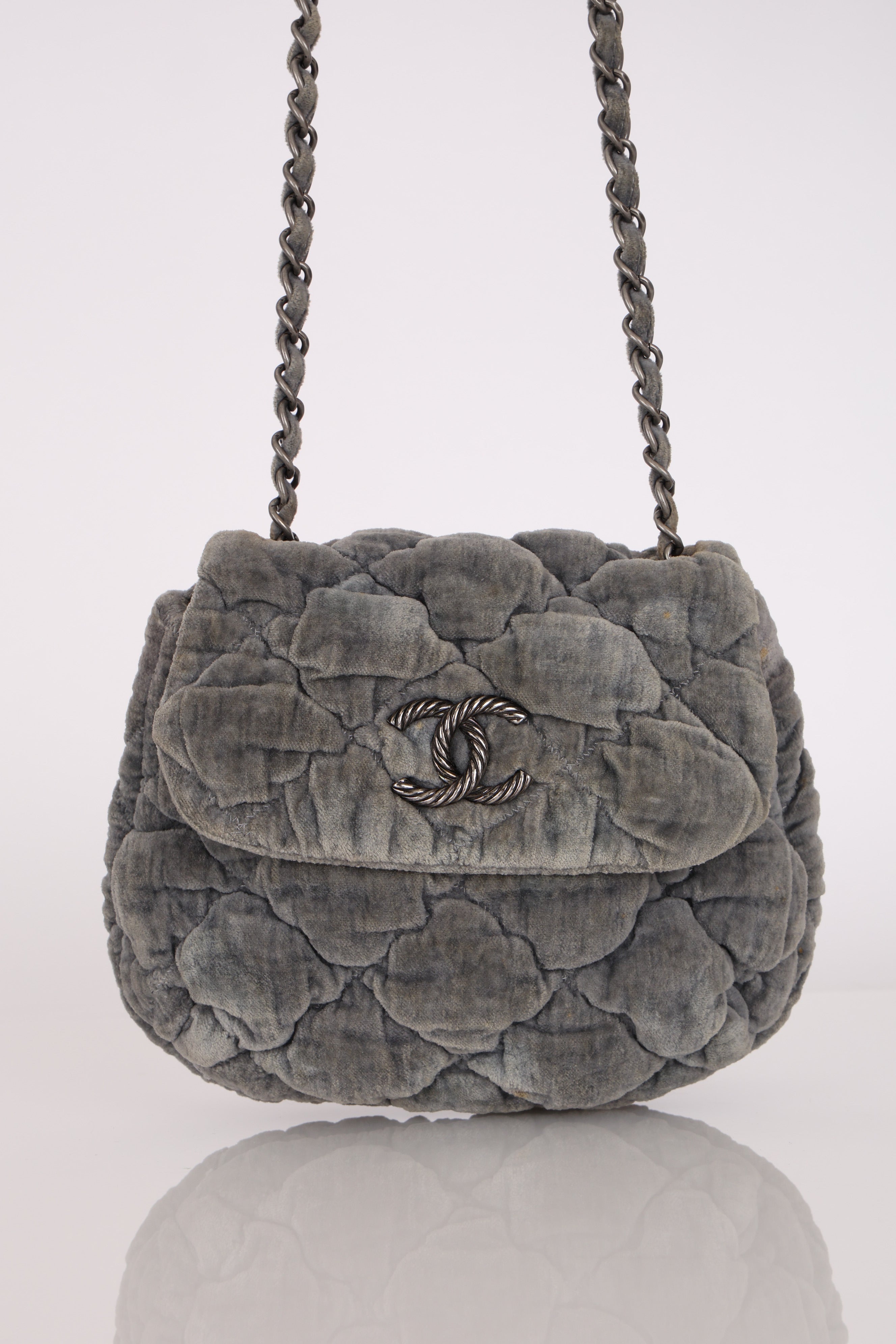 Chanel Paris Moscou Mini Velvet Bubble Quilt Flap RHW