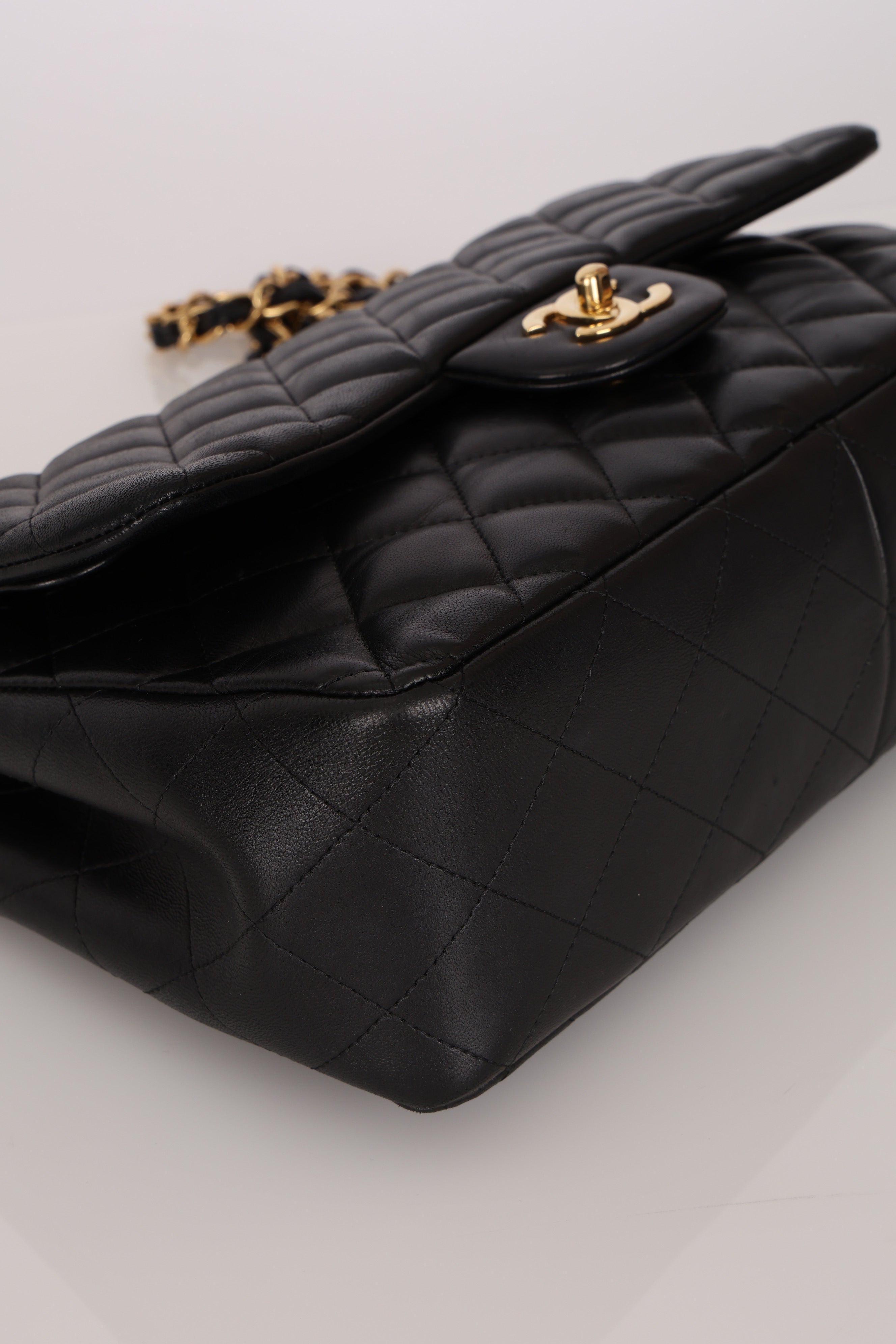 Chanel Jumbo Classic Double Flap Black Lambskin GHW