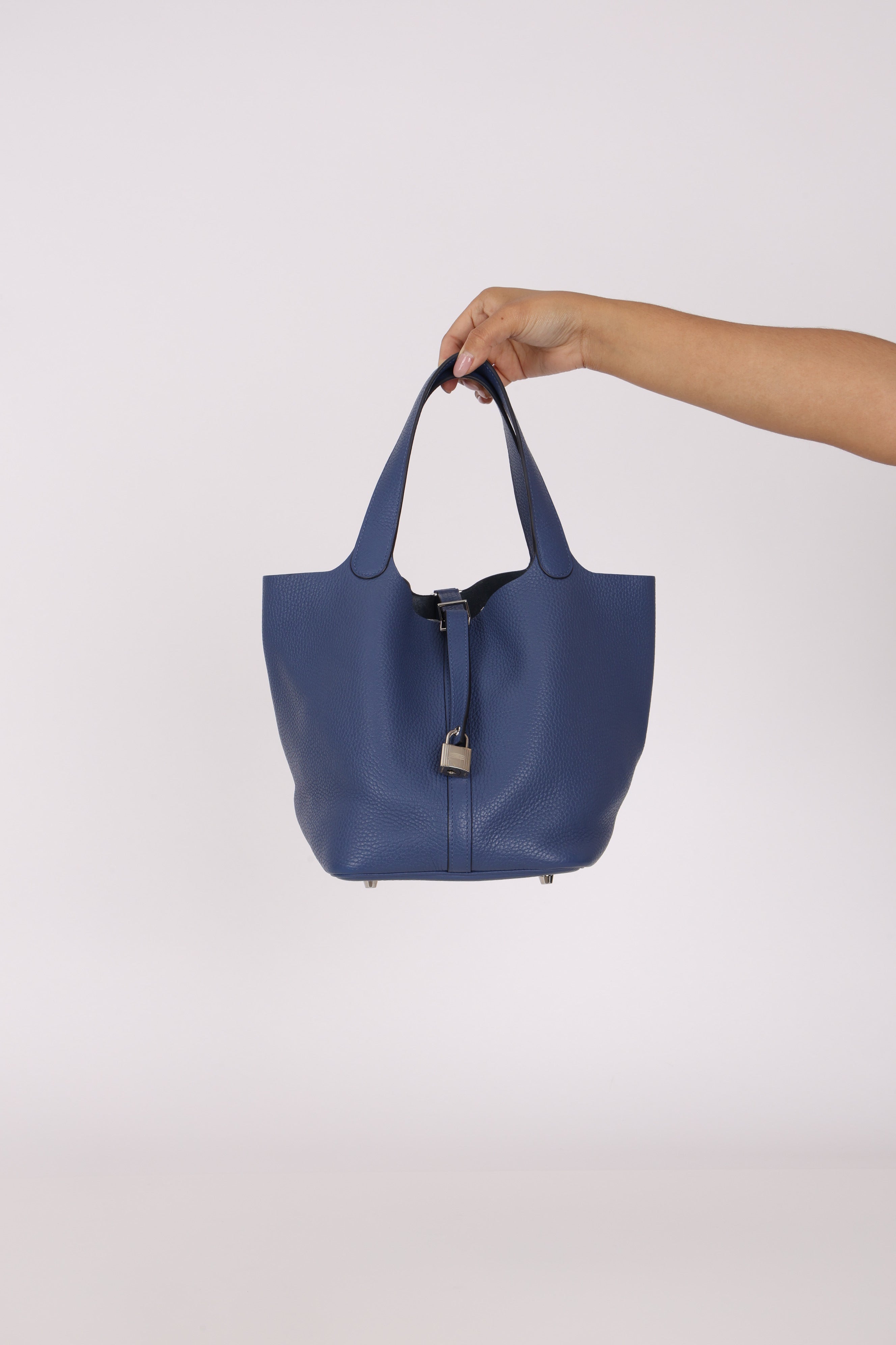 Hermès Picotin 22 Bleu Togo PHW