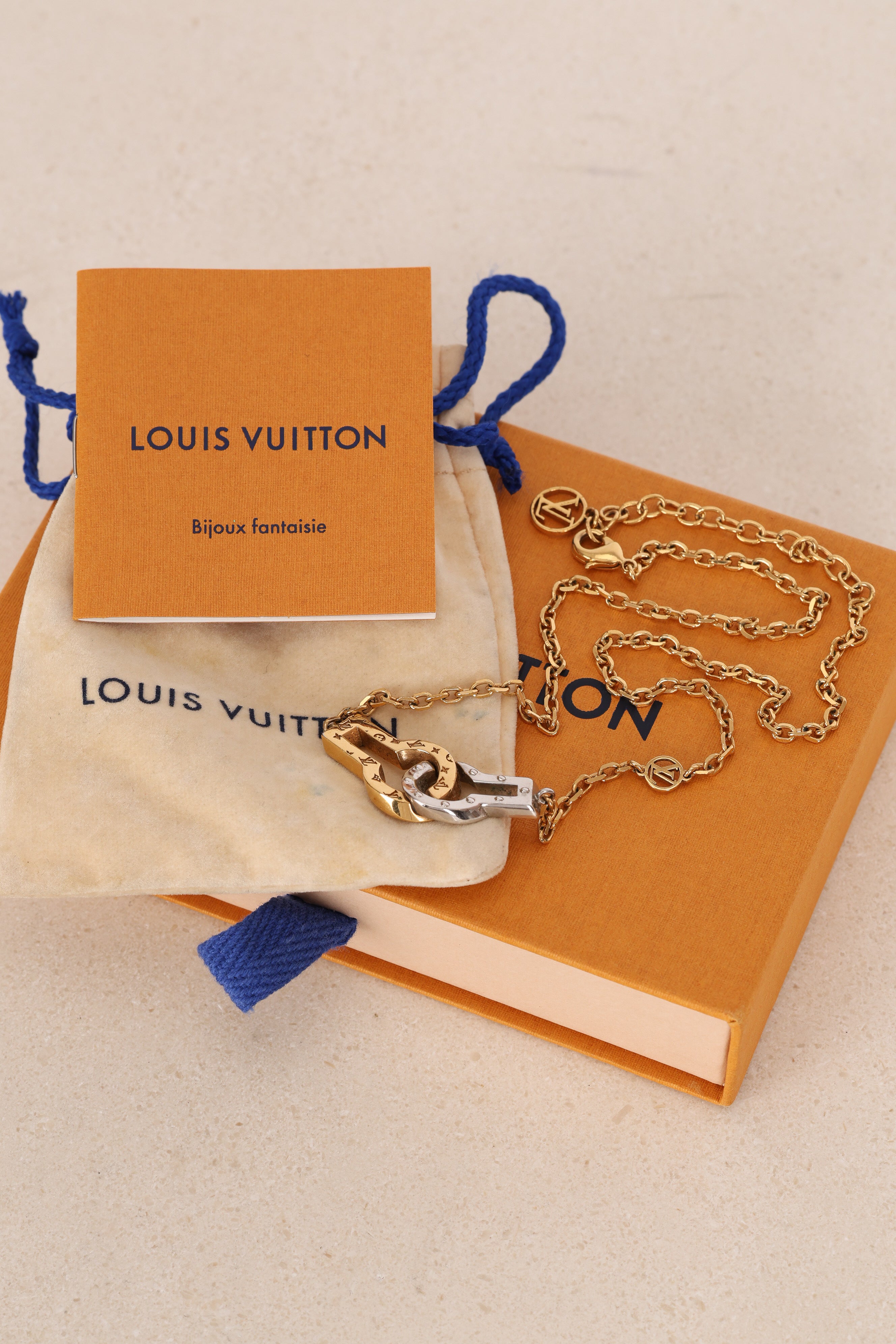 Louis Vuitton Collier Twin Lock Necklace