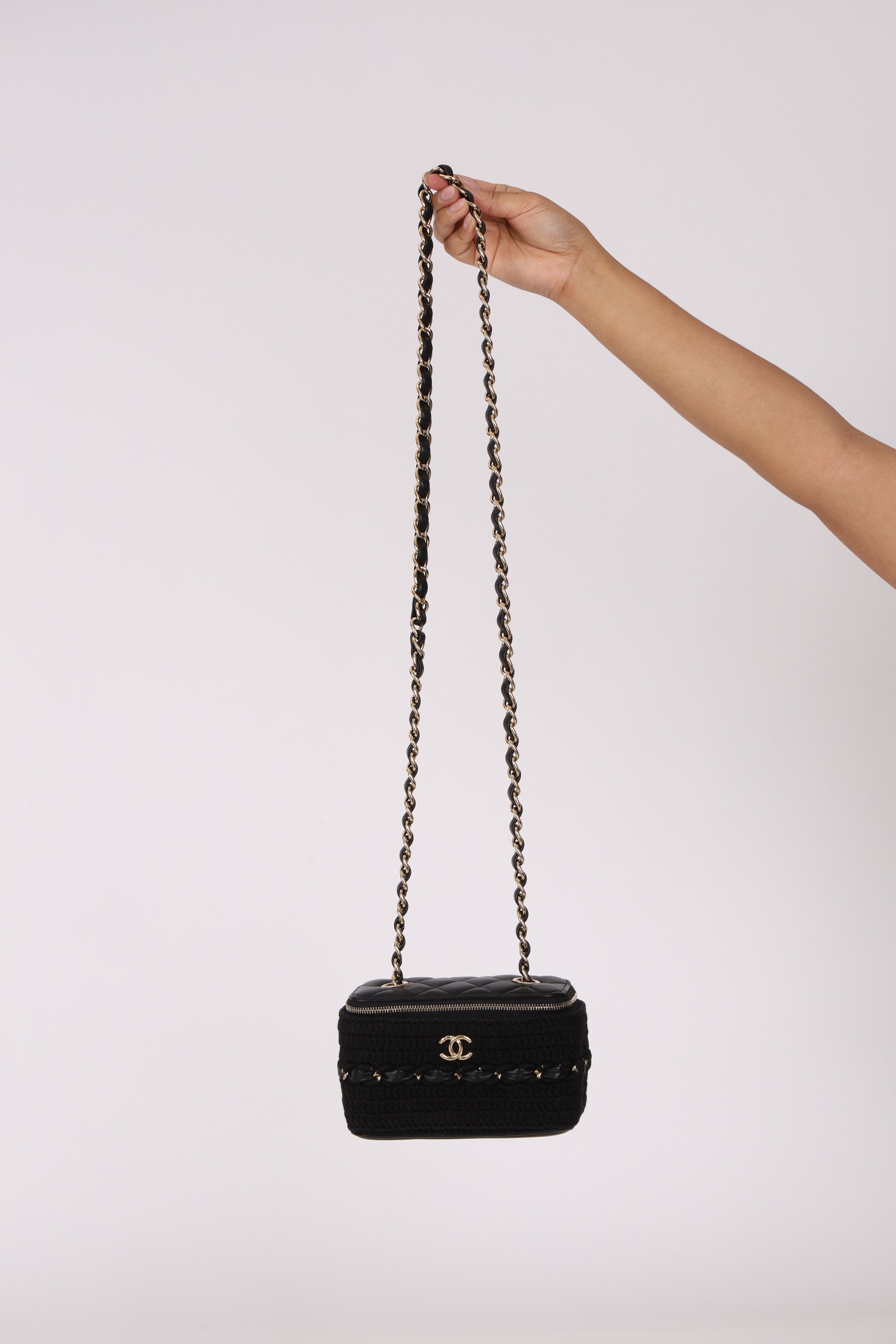 Chanel Vanity Case Black Crochet and Lambskin CGHW