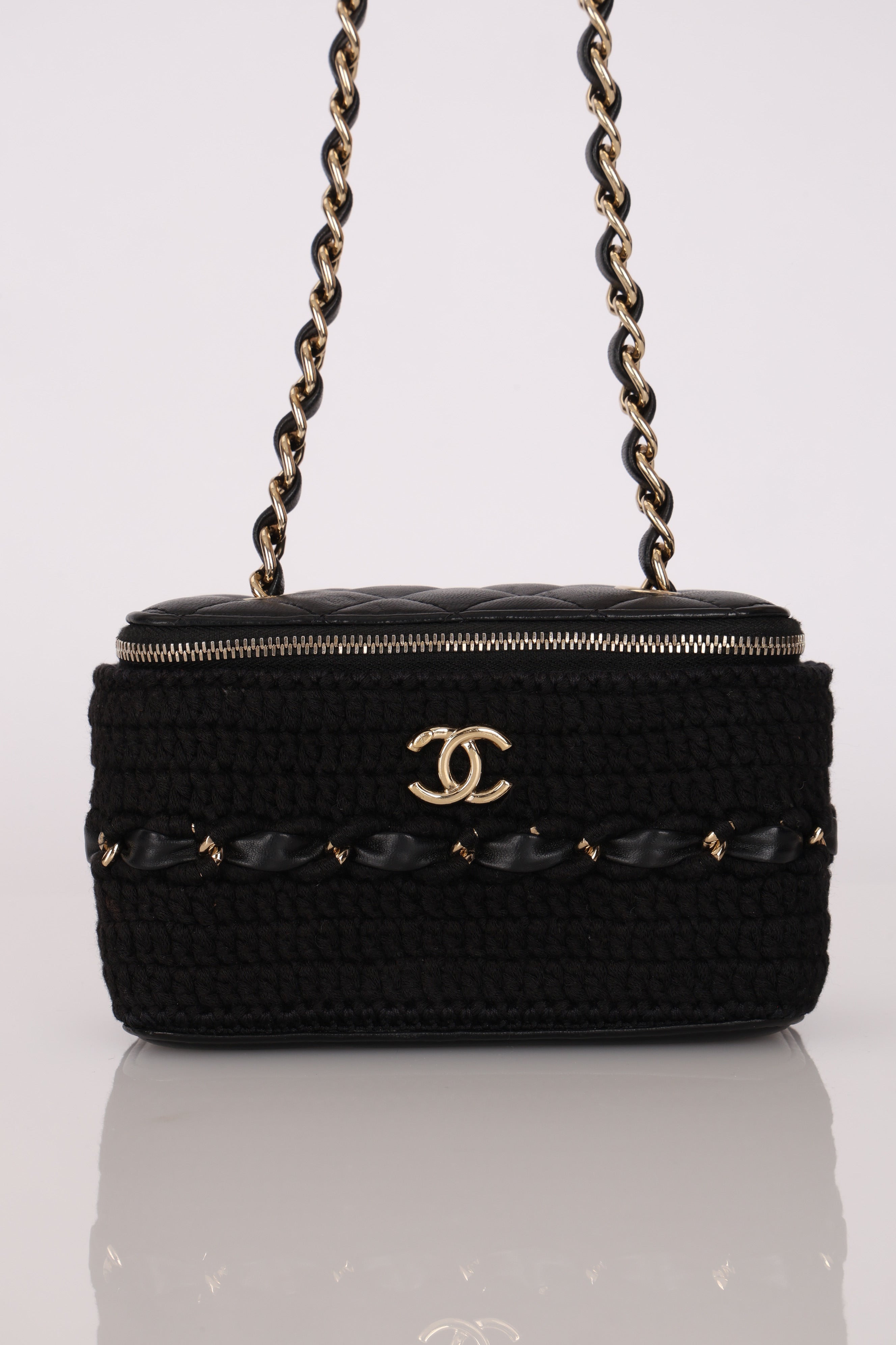 Chanel Vanity Case Black Crochet and Lambskin CGHW
