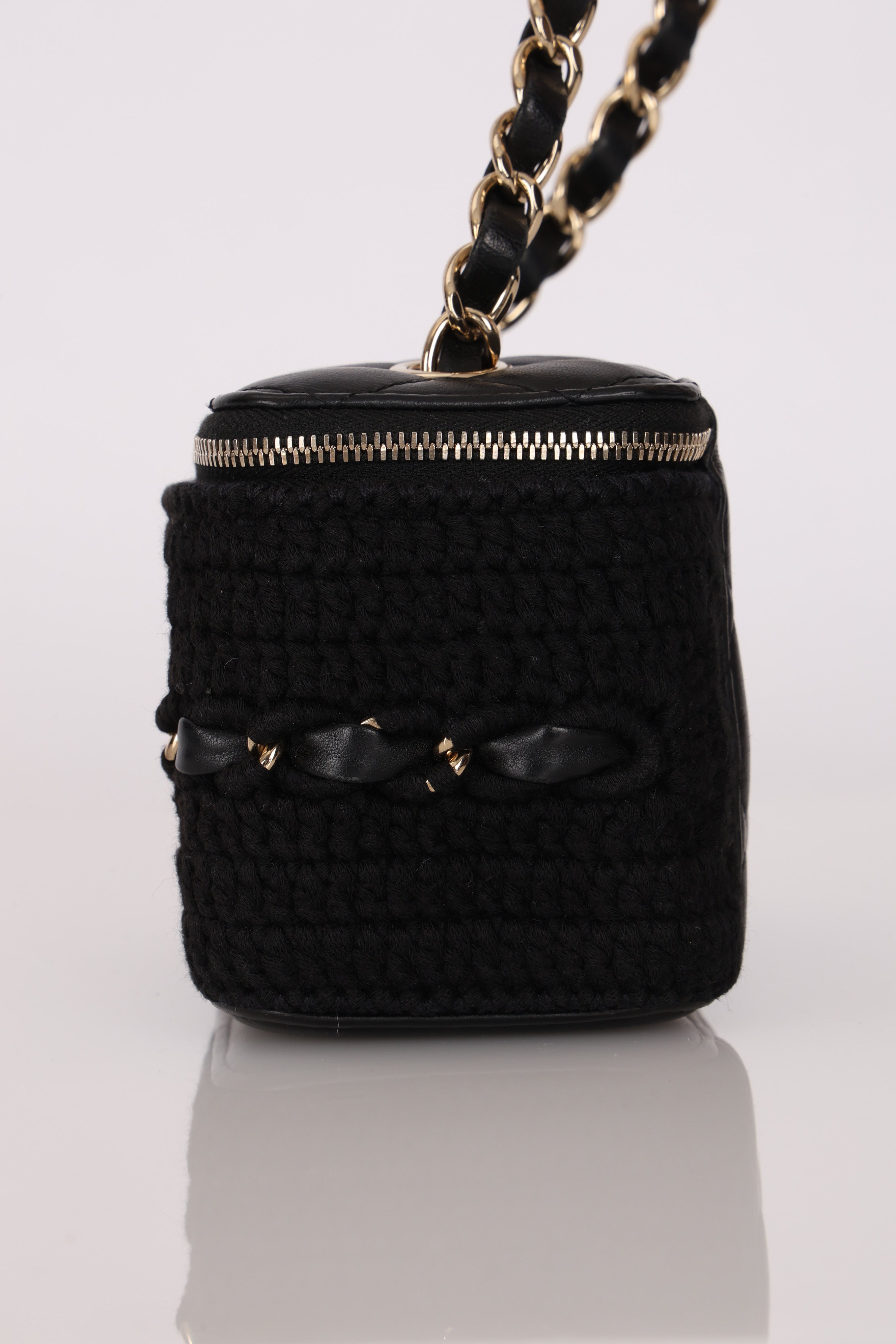 Chanel Vanity Case Black Crochet and Lambskin CGHW