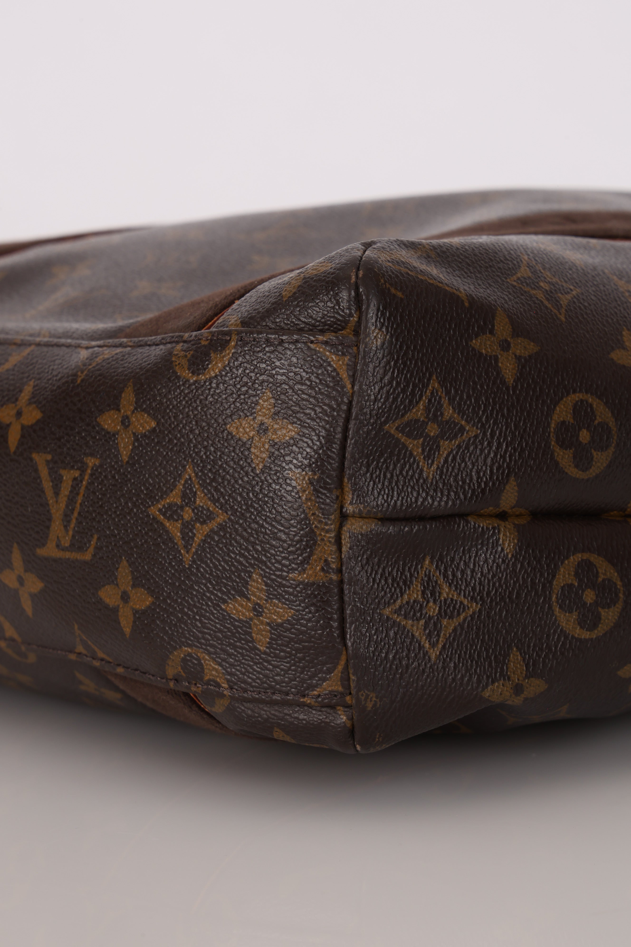 Louis Vuitton Monogram Cabas Beaubourg Tote