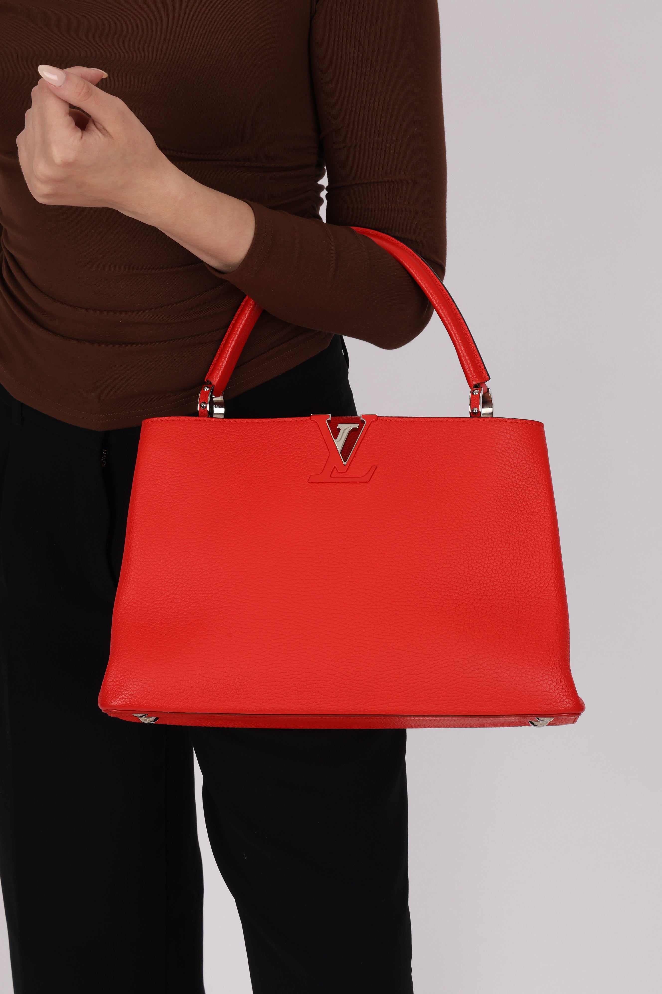 Louis Vuitton Taurillon Capucines MM