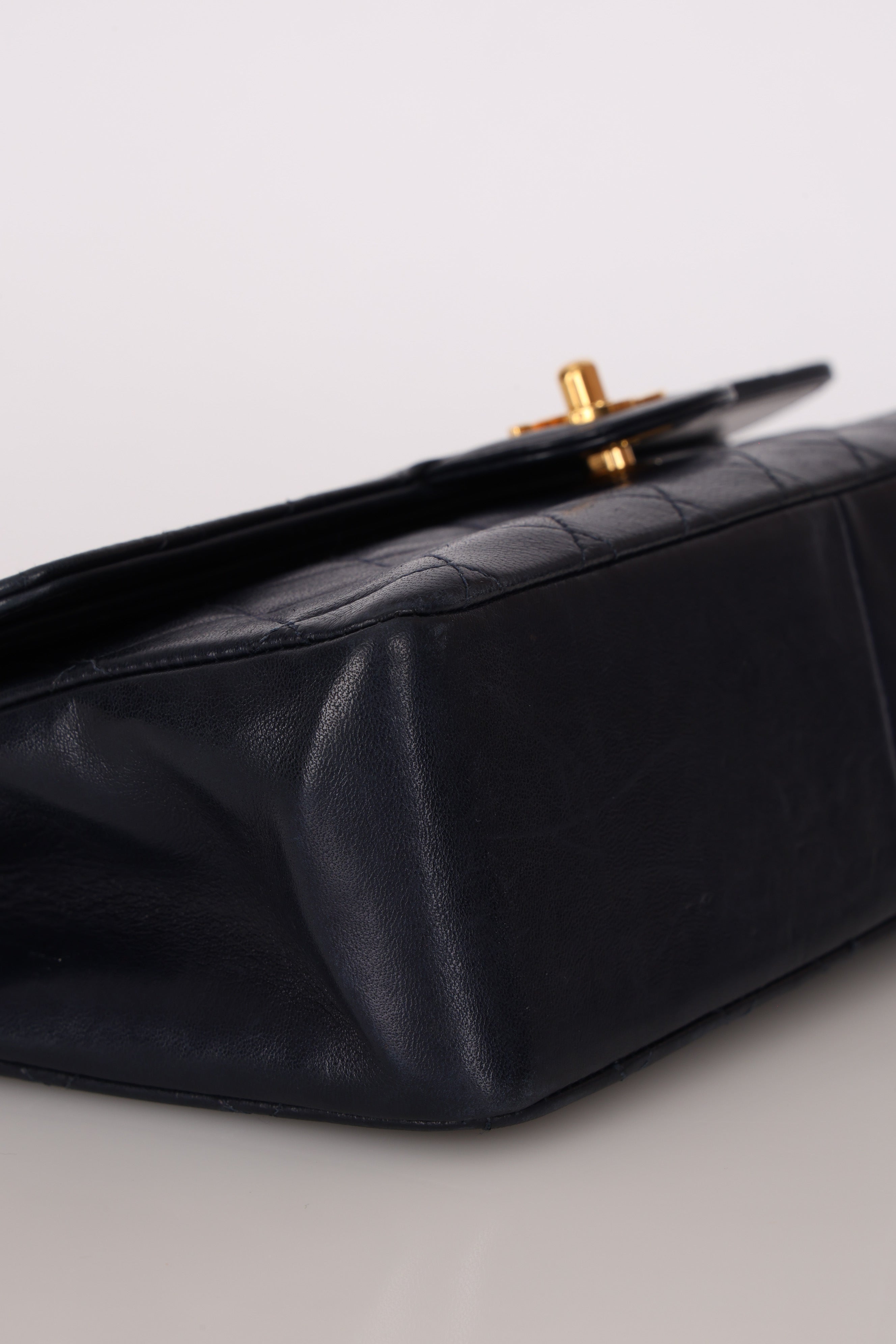 Chanel Medium Classic Double Flap Navy Lambskin 1992 24K GP (DONE)