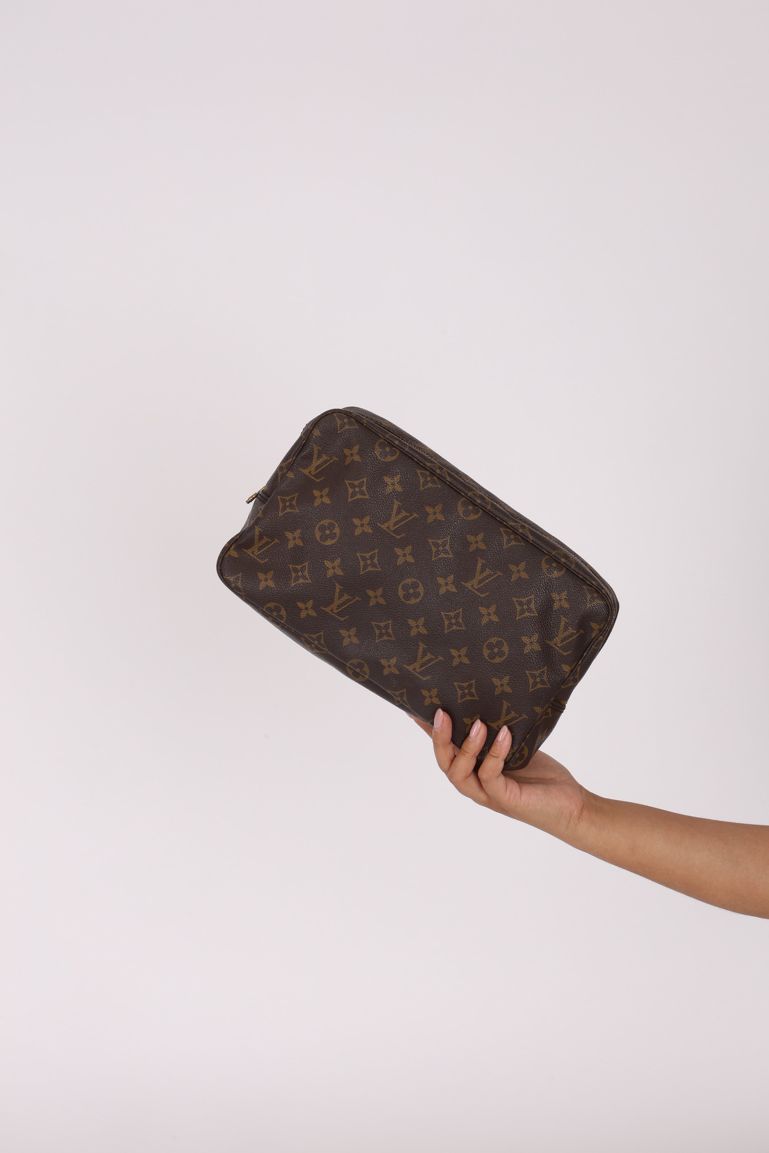 Louis Vuitton Monogram Trousse Toilette 28