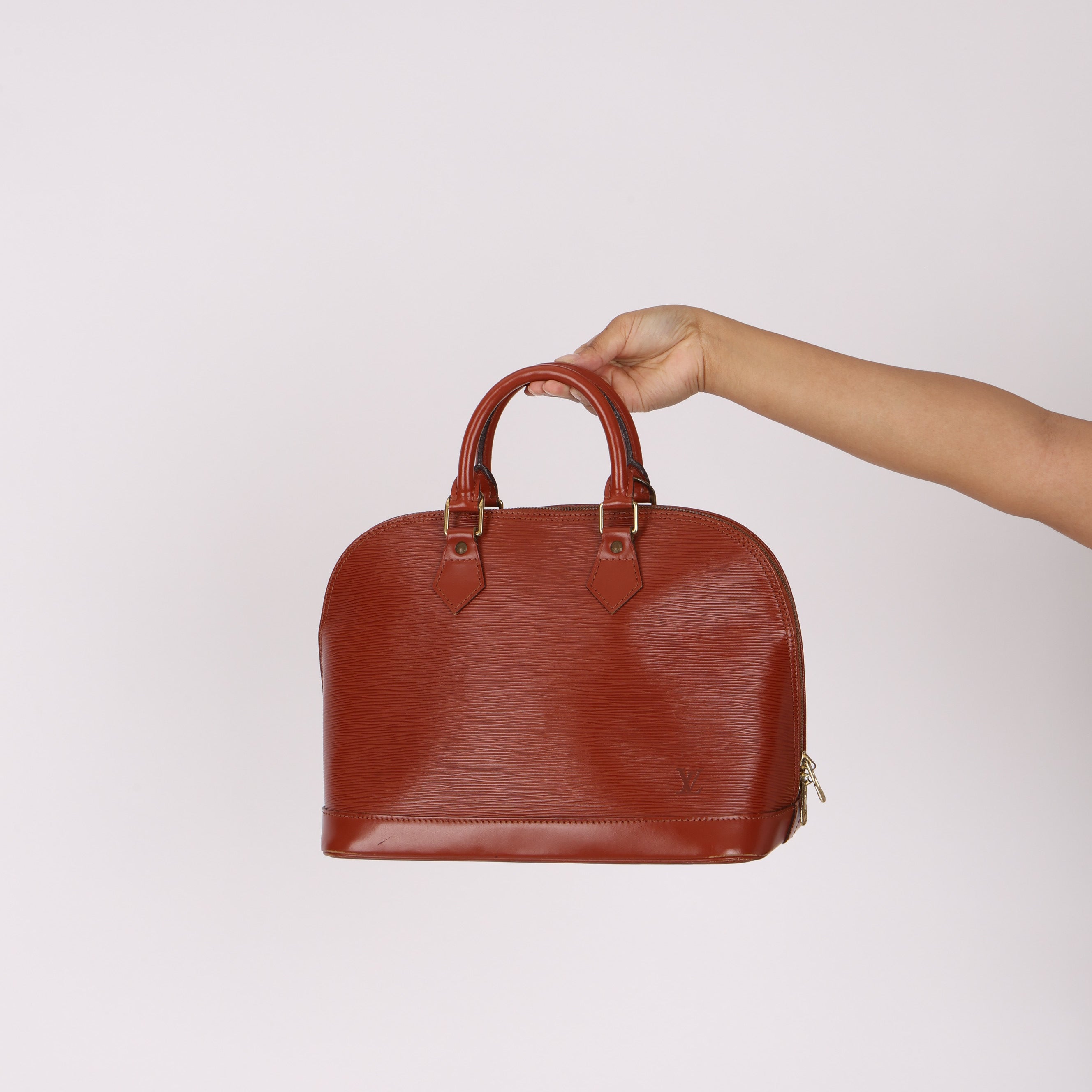 Louis Vuitton Epi Alma PM