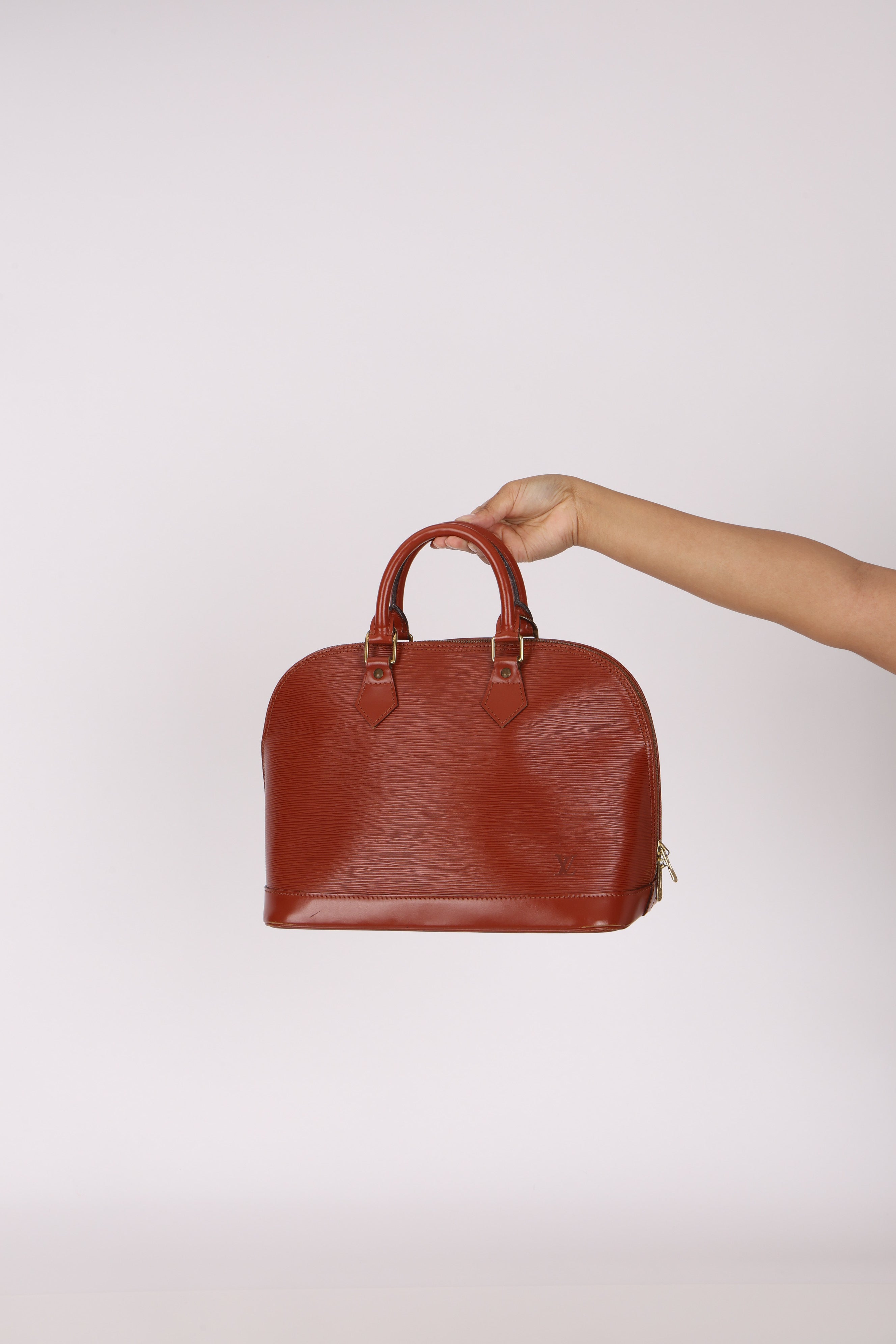 Louis Vuitton Epi Alma PM