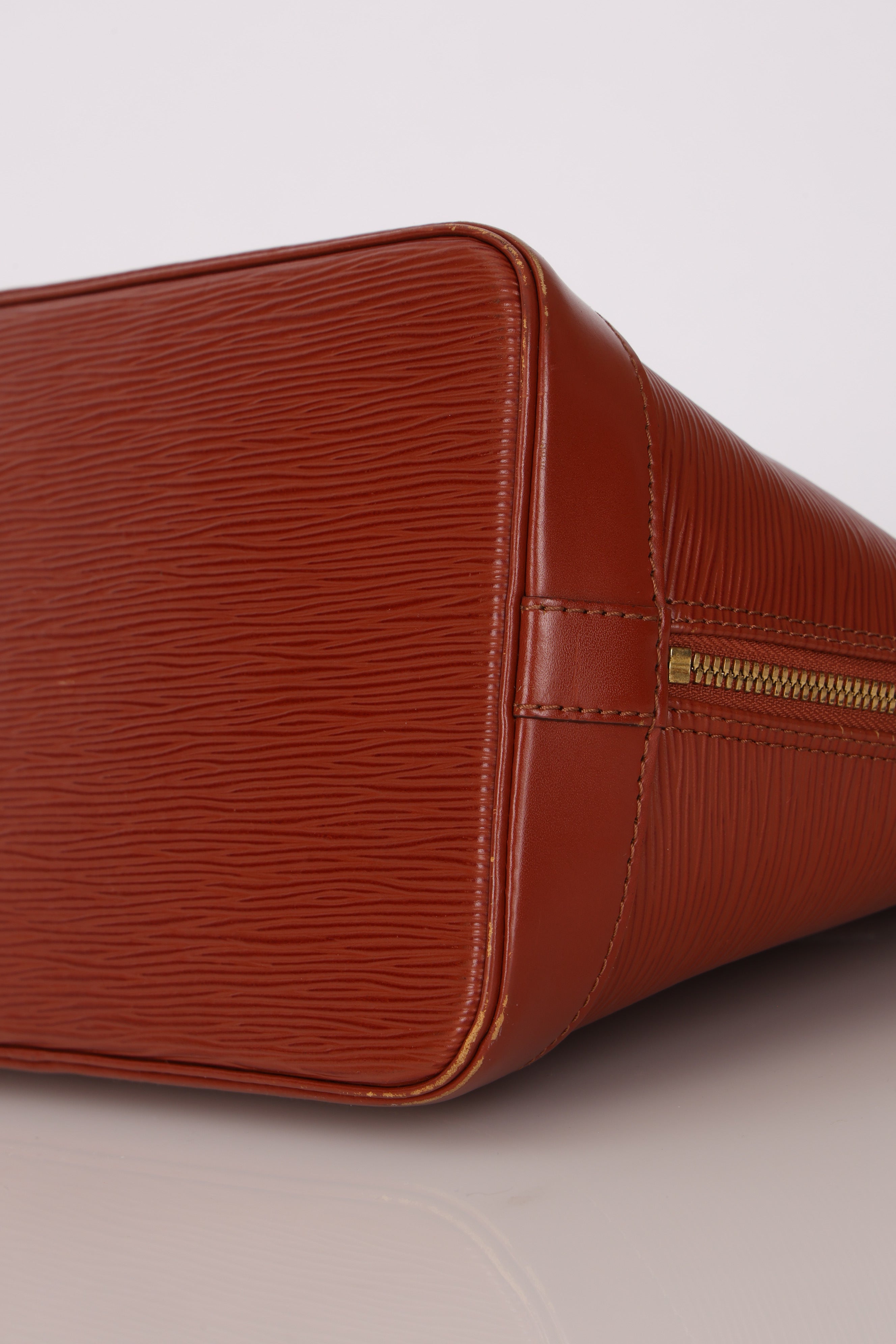 Louis Vuitton Epi Alma PM
