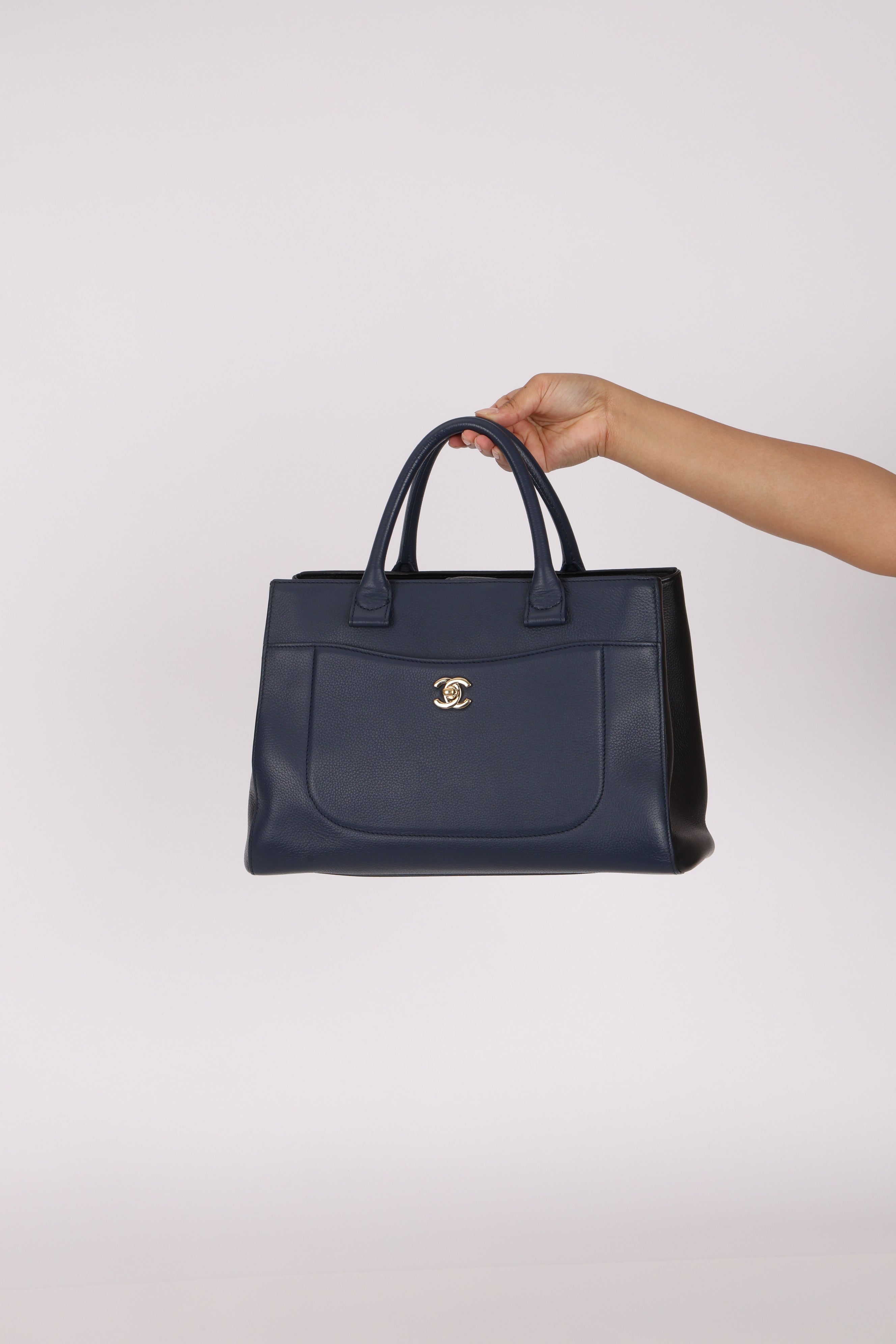 Chanel Small Neo Executive Tote Navy Caviar GHW