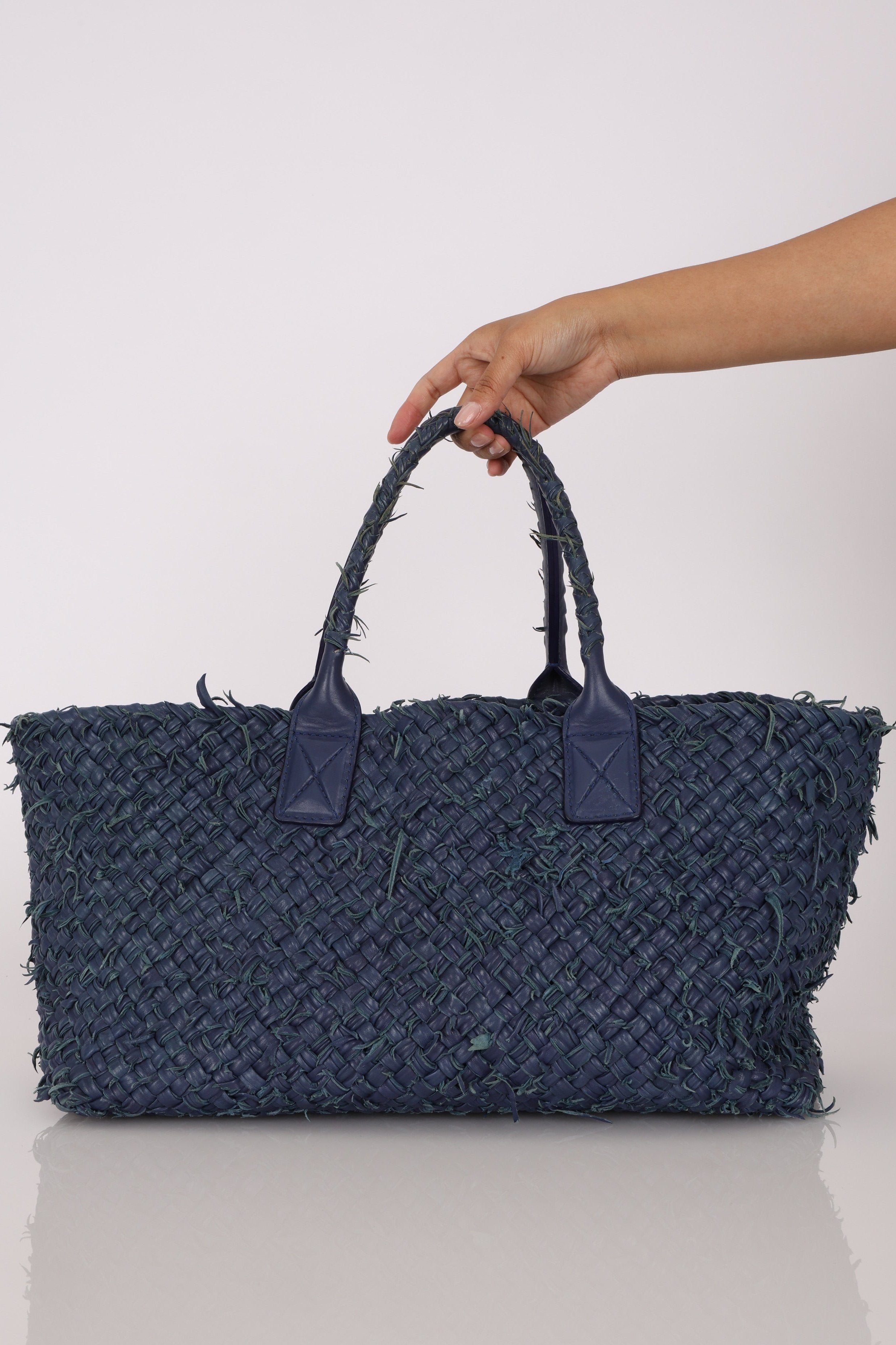 Bottega Veneta Medium Intrecciato Cabat Tote
