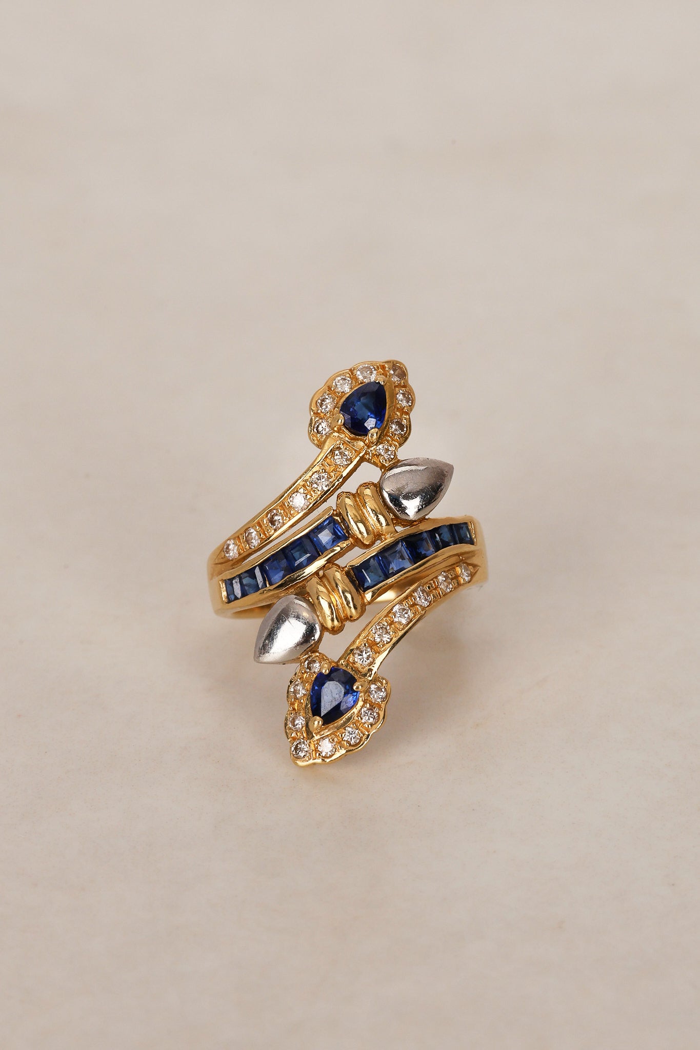 18K Sapphire & Diamond Gold Ring