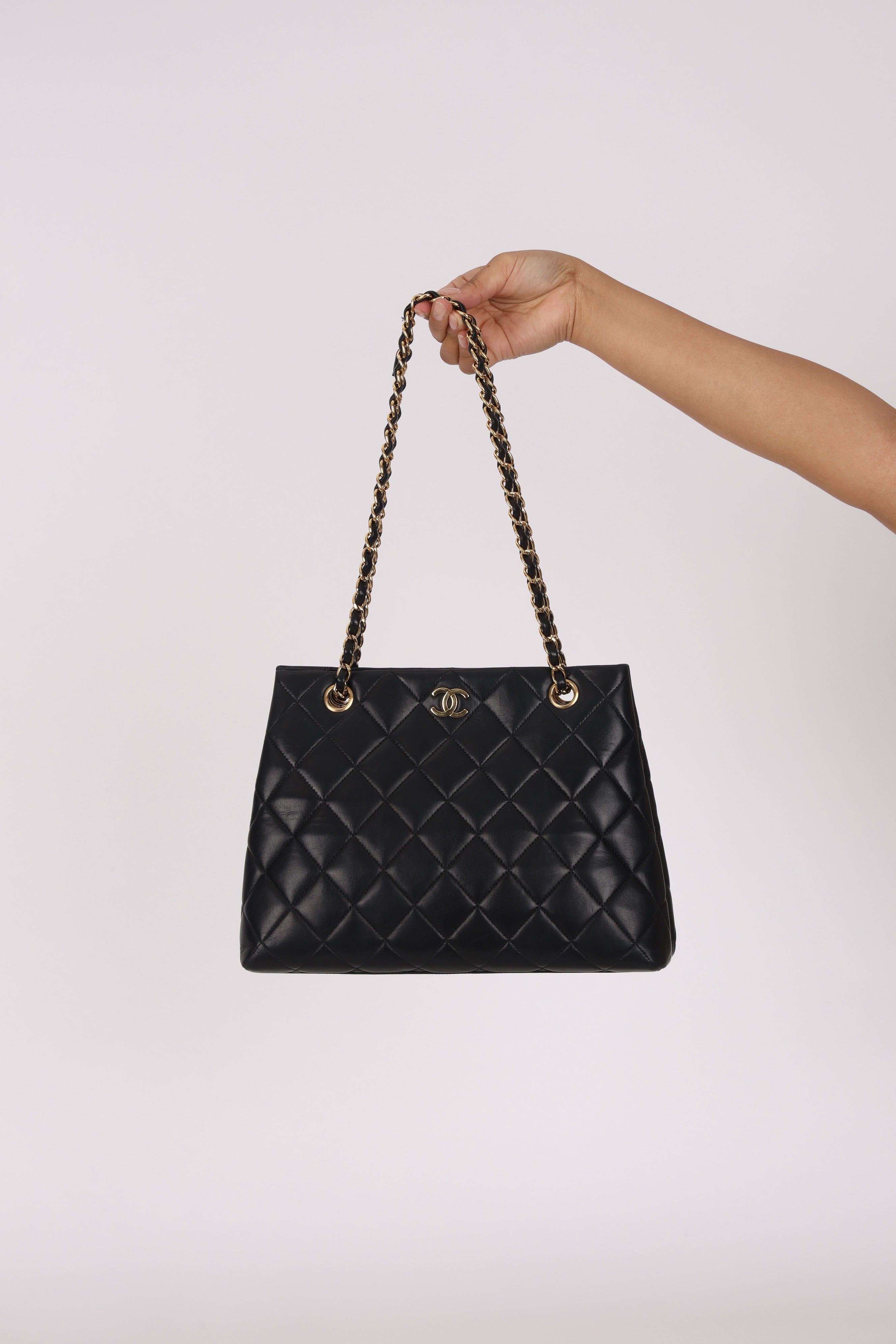 Chanel Tote Black Lambskin GHW
