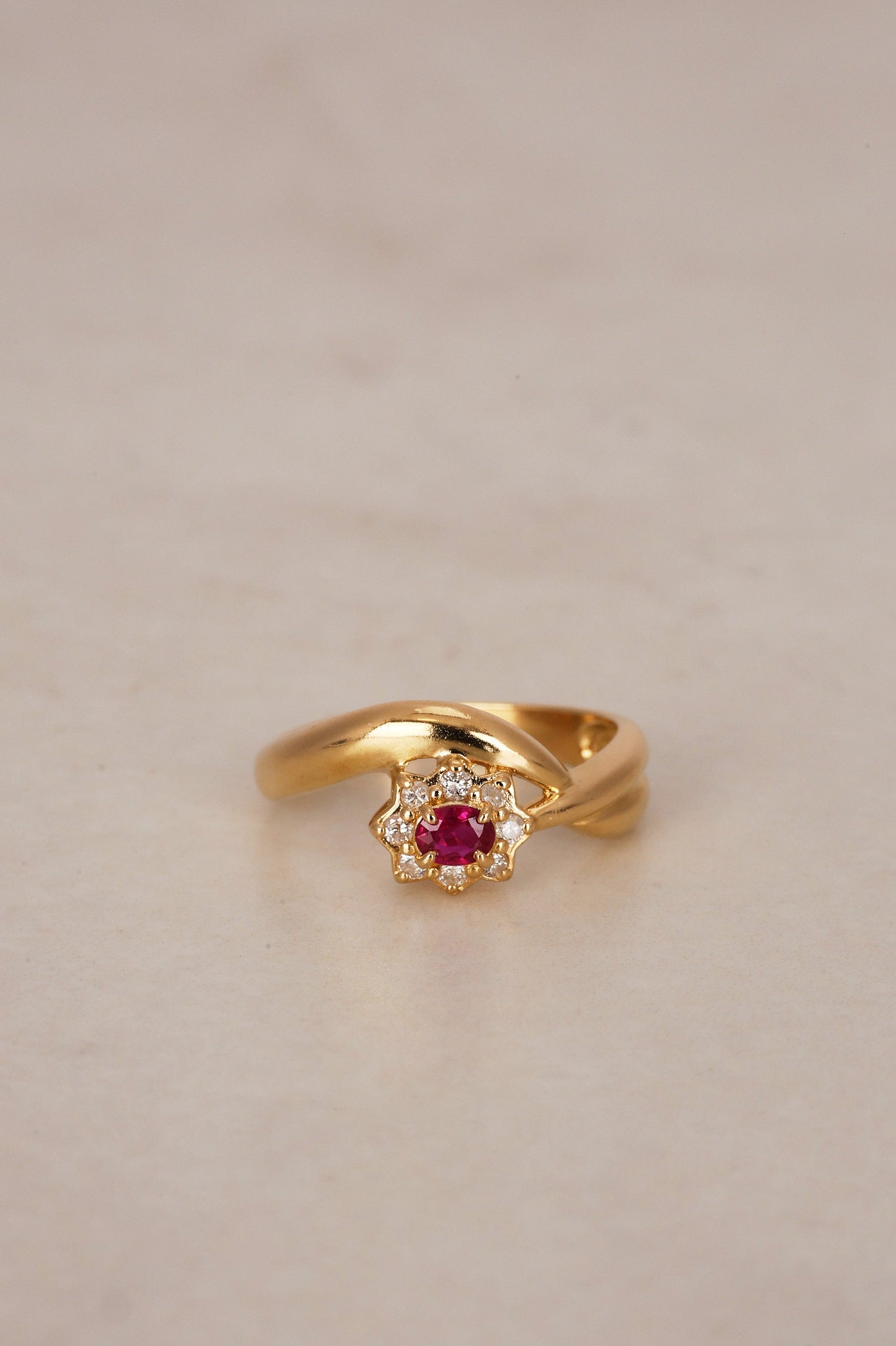 18K Diamond & Ruby Gold Ring