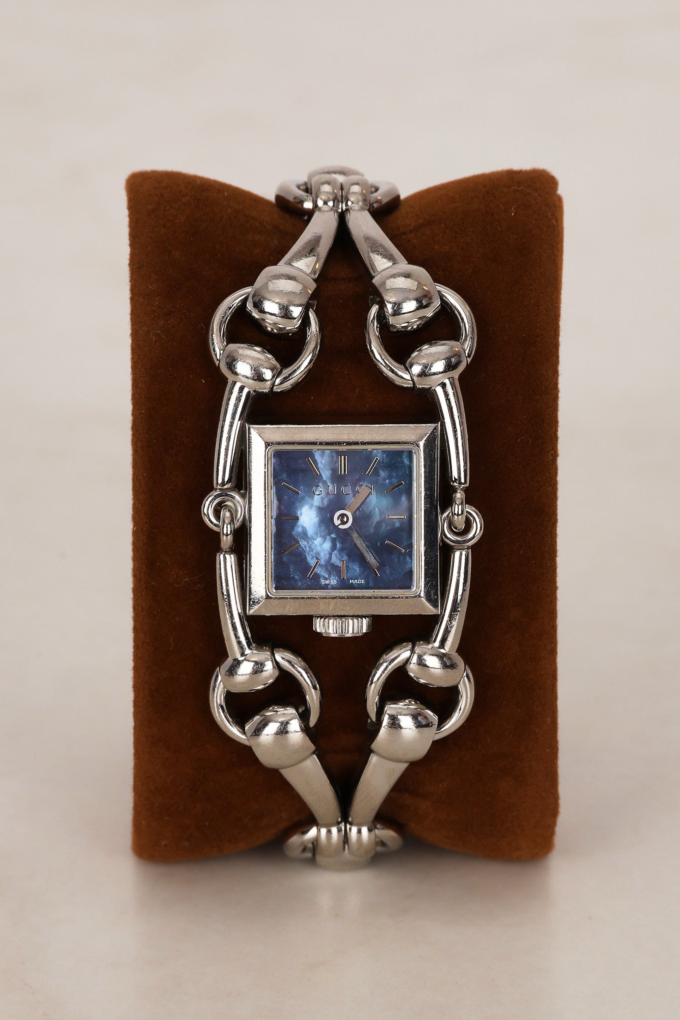 Gucci Stainless Steel Signorial Shell Watch