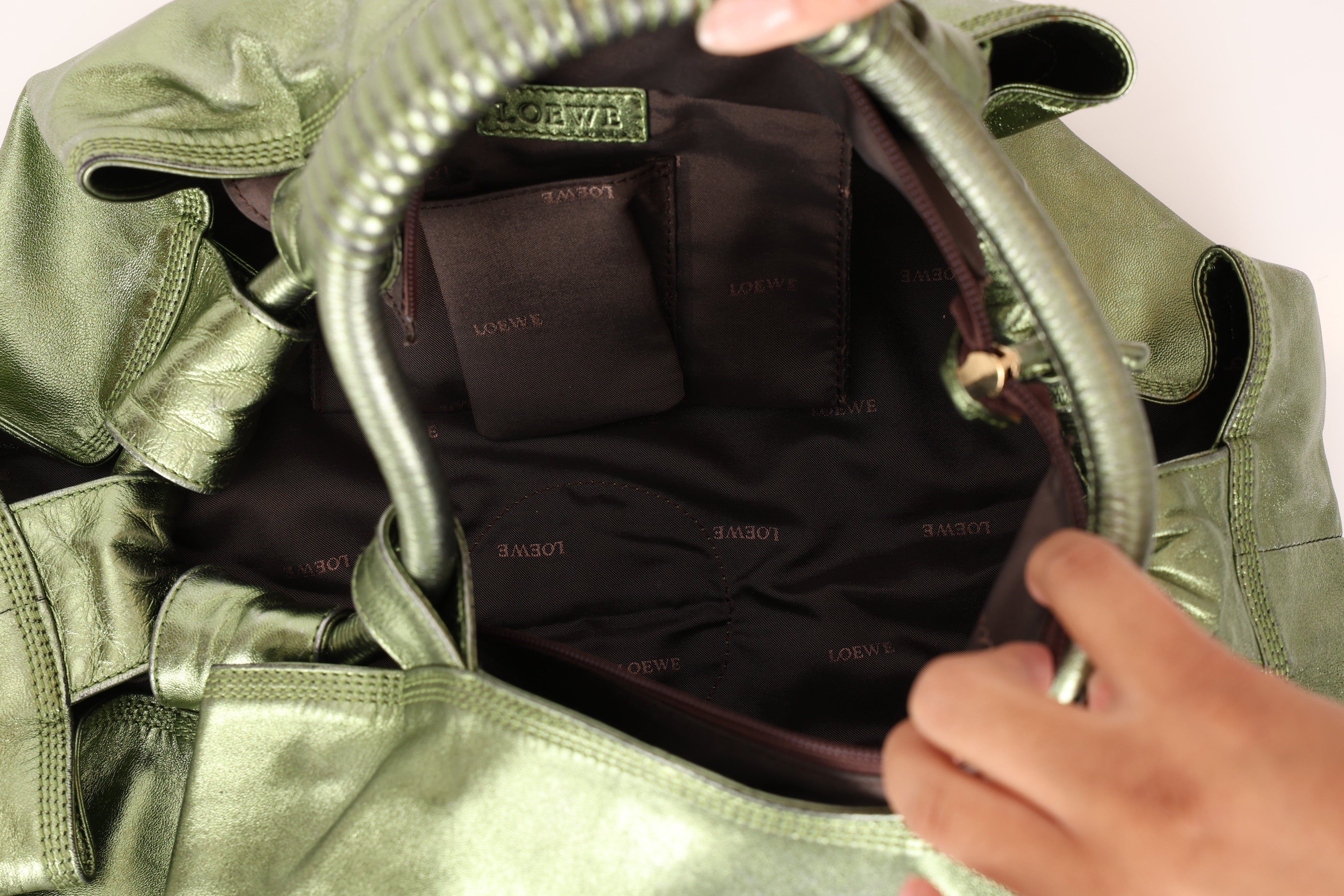 Loewe Aire Hobo Metallic Green Nappa