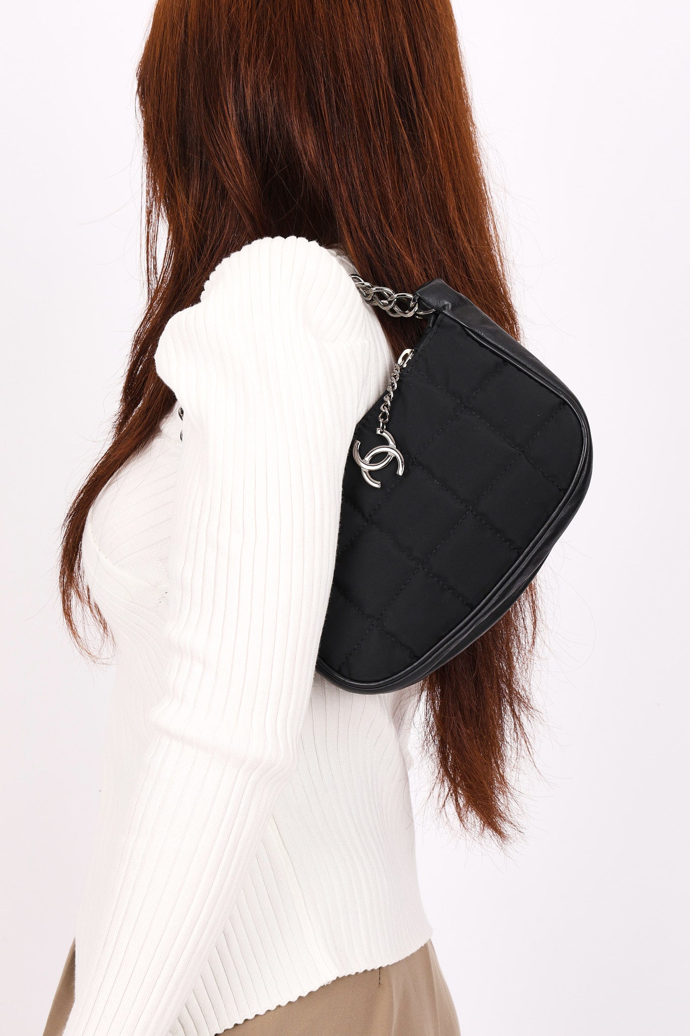 Chanel Chocolate Bar Pochette Black Nylon and Lambskin 2003 DSHW