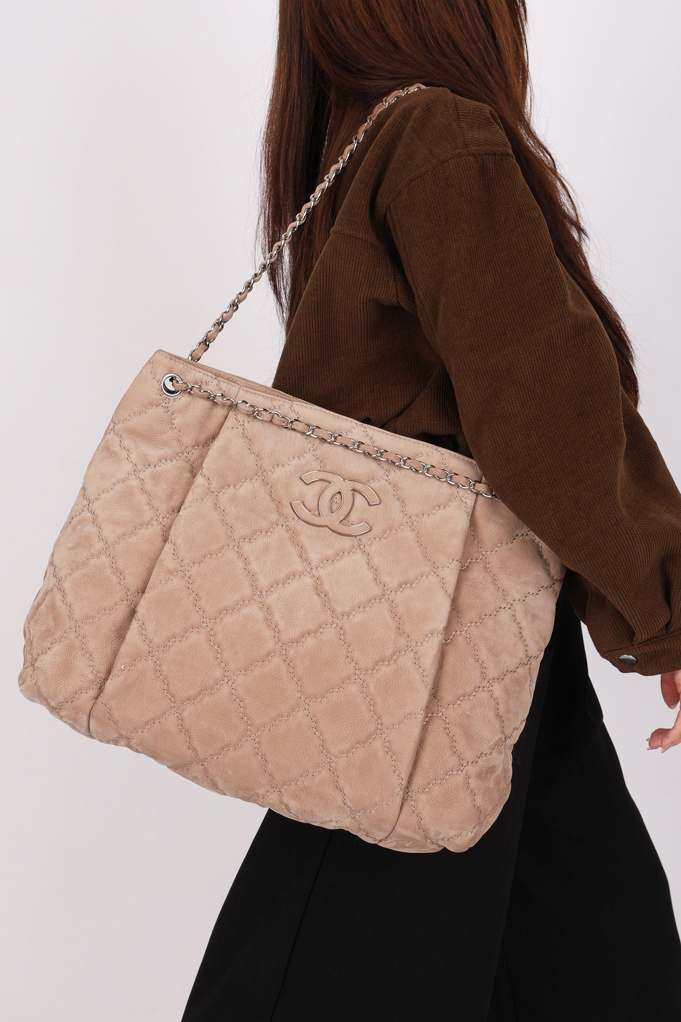 Chanel Large Hamptons Tote Taupe Nubuck SHW