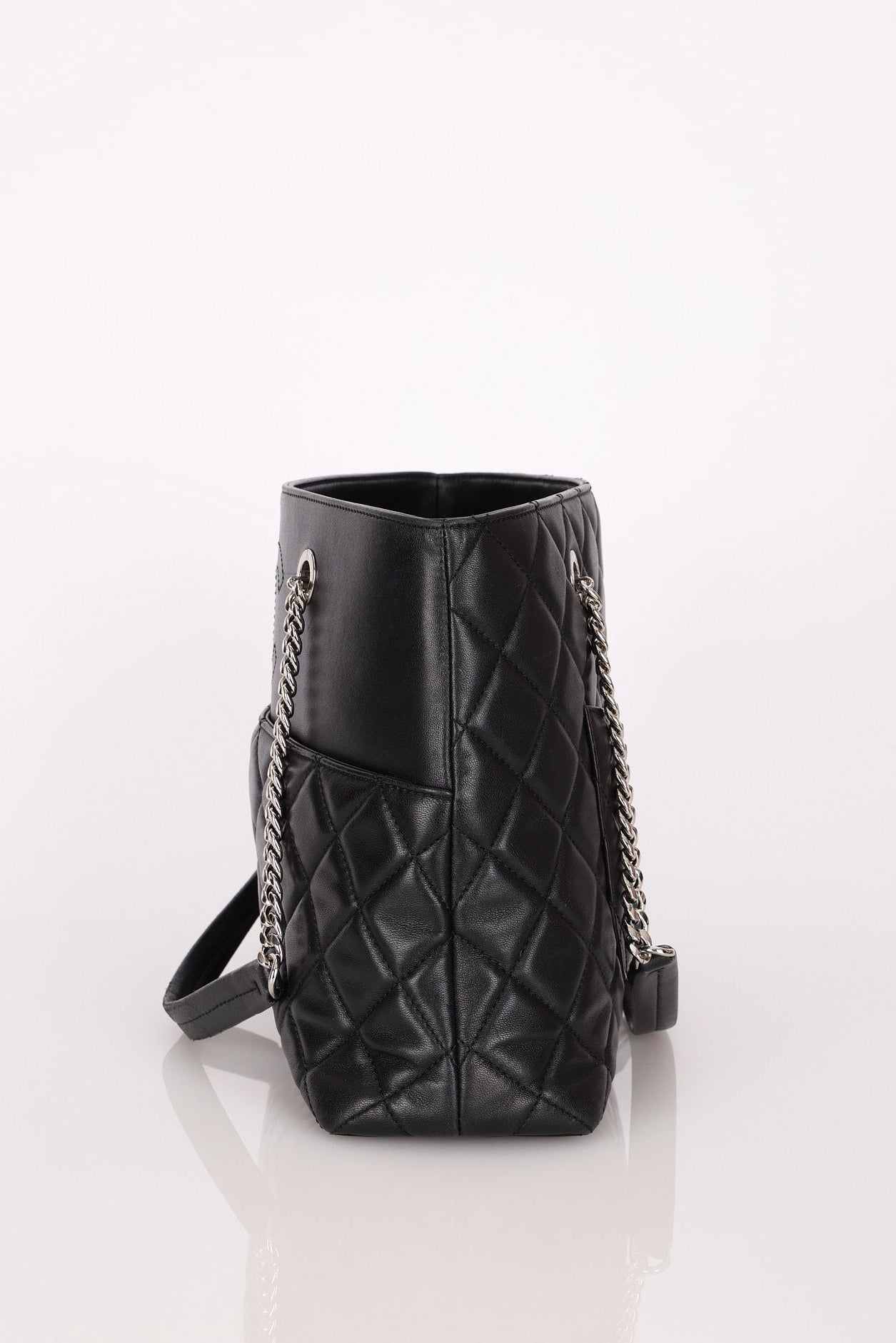 Chanel Medium Urban Delight Tote Black Lambskin SHW