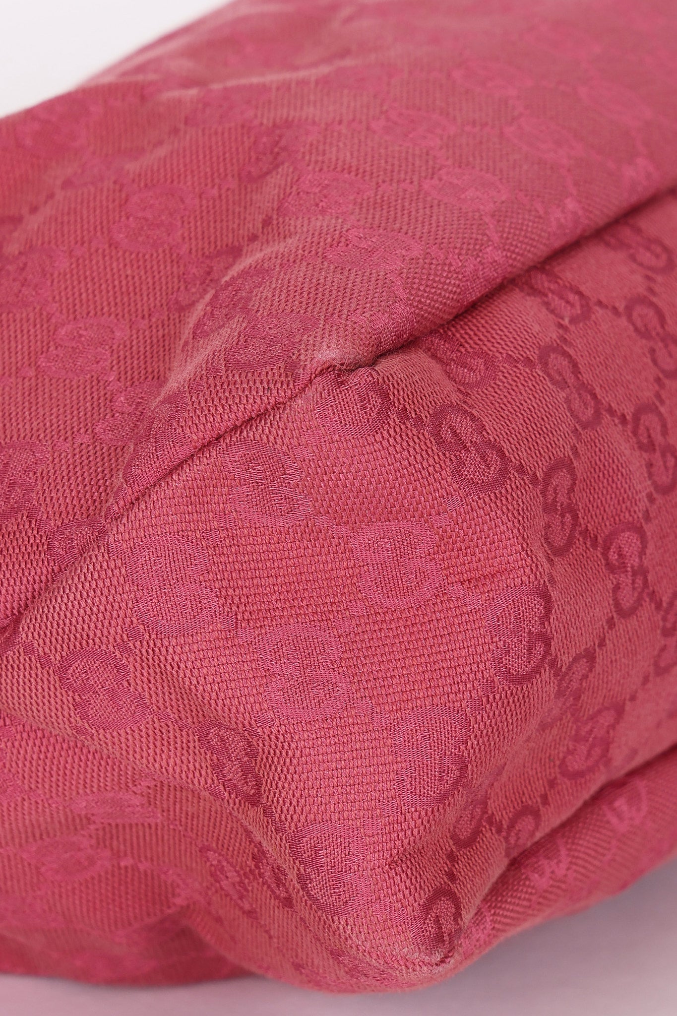Gucci Medium Horsebit Hobo Pink