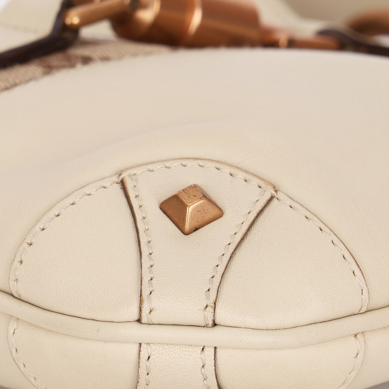 Gucci (GG Canvas) Jackie Bag
