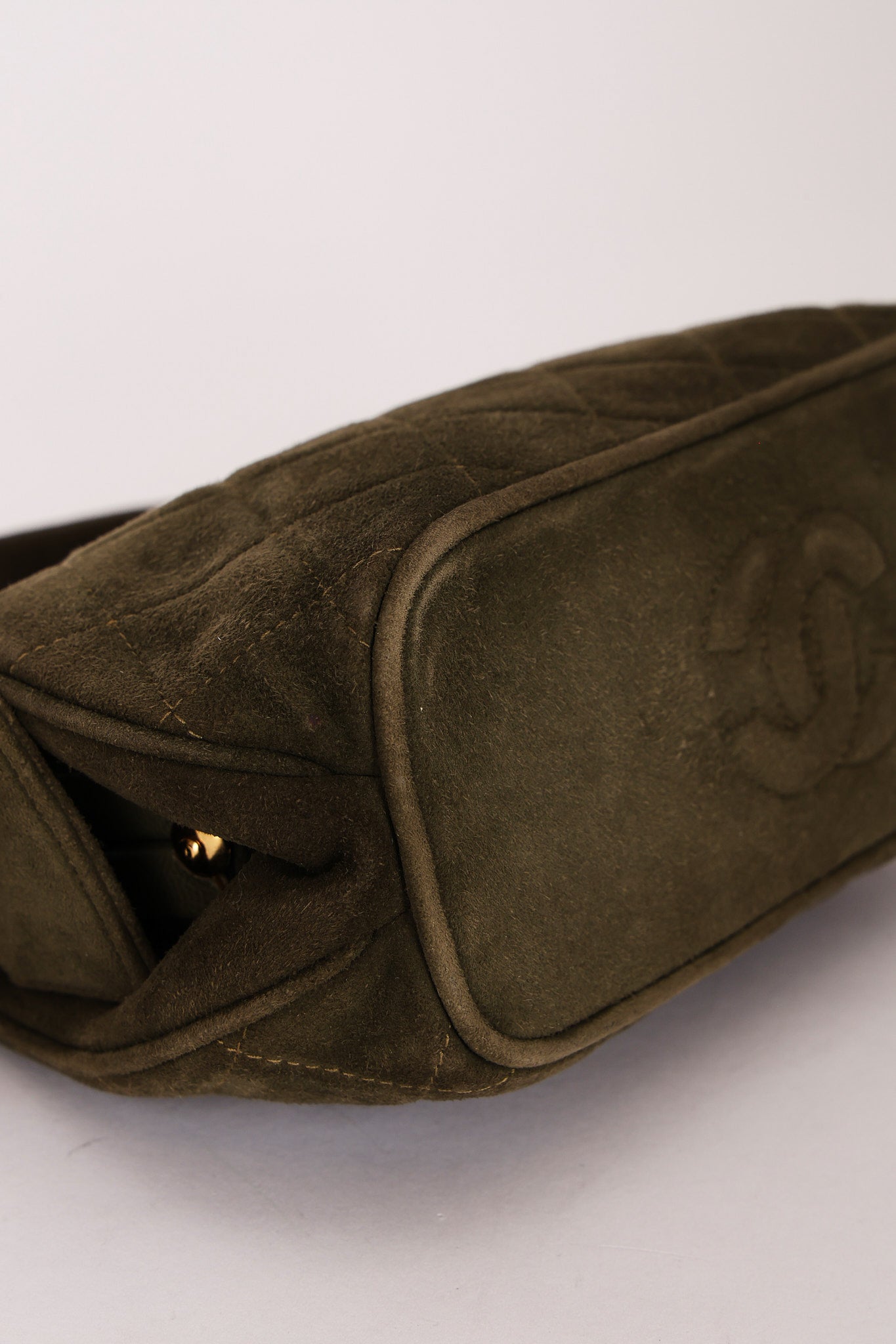 Chanel Matelasse Gamaguchi Frame Shoulder Bag Green Suede 1991 GHW