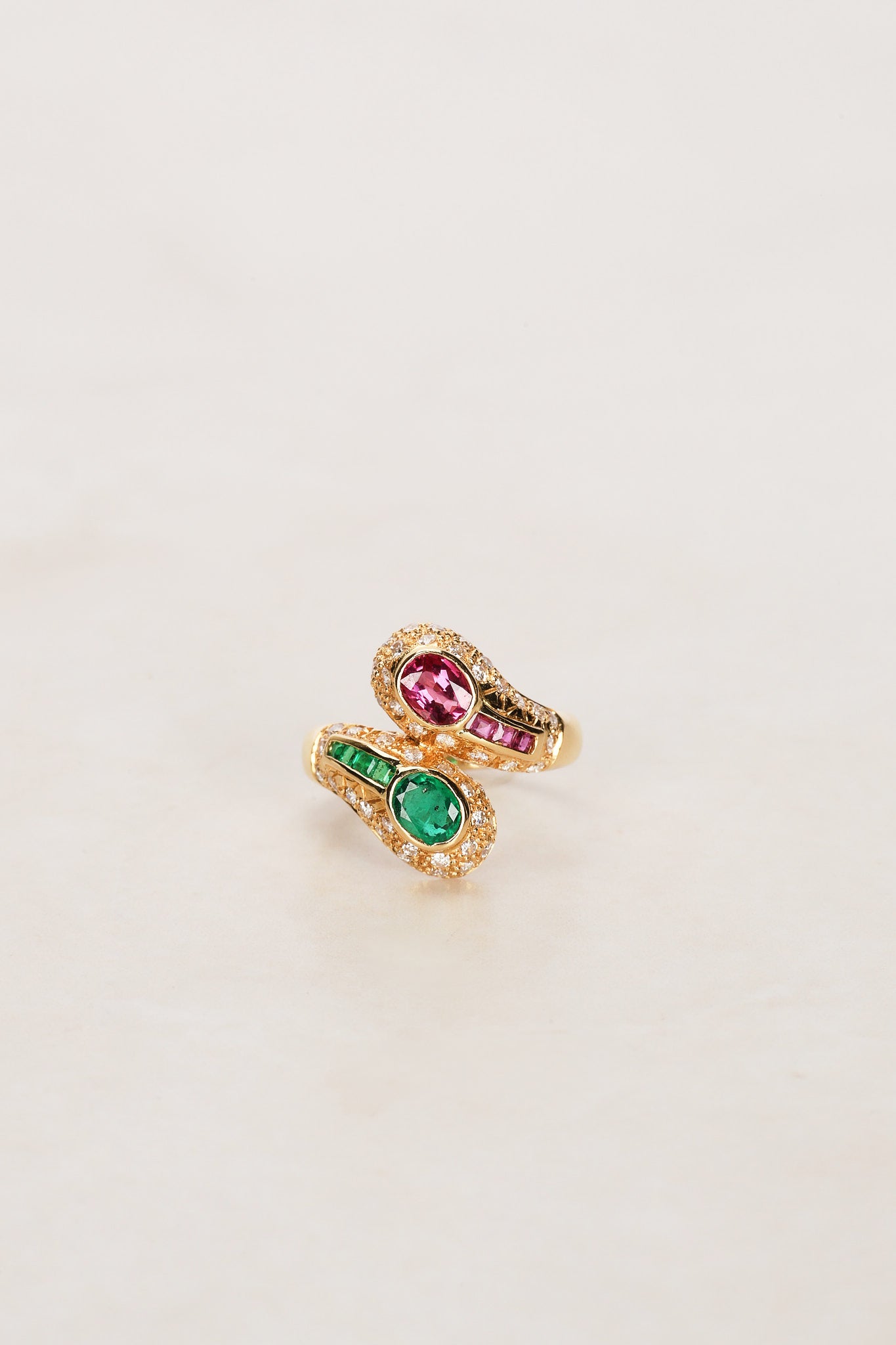 18K Yellow Gold Emerald and Ruby Diamond Crossover Ring, Size US 5.5